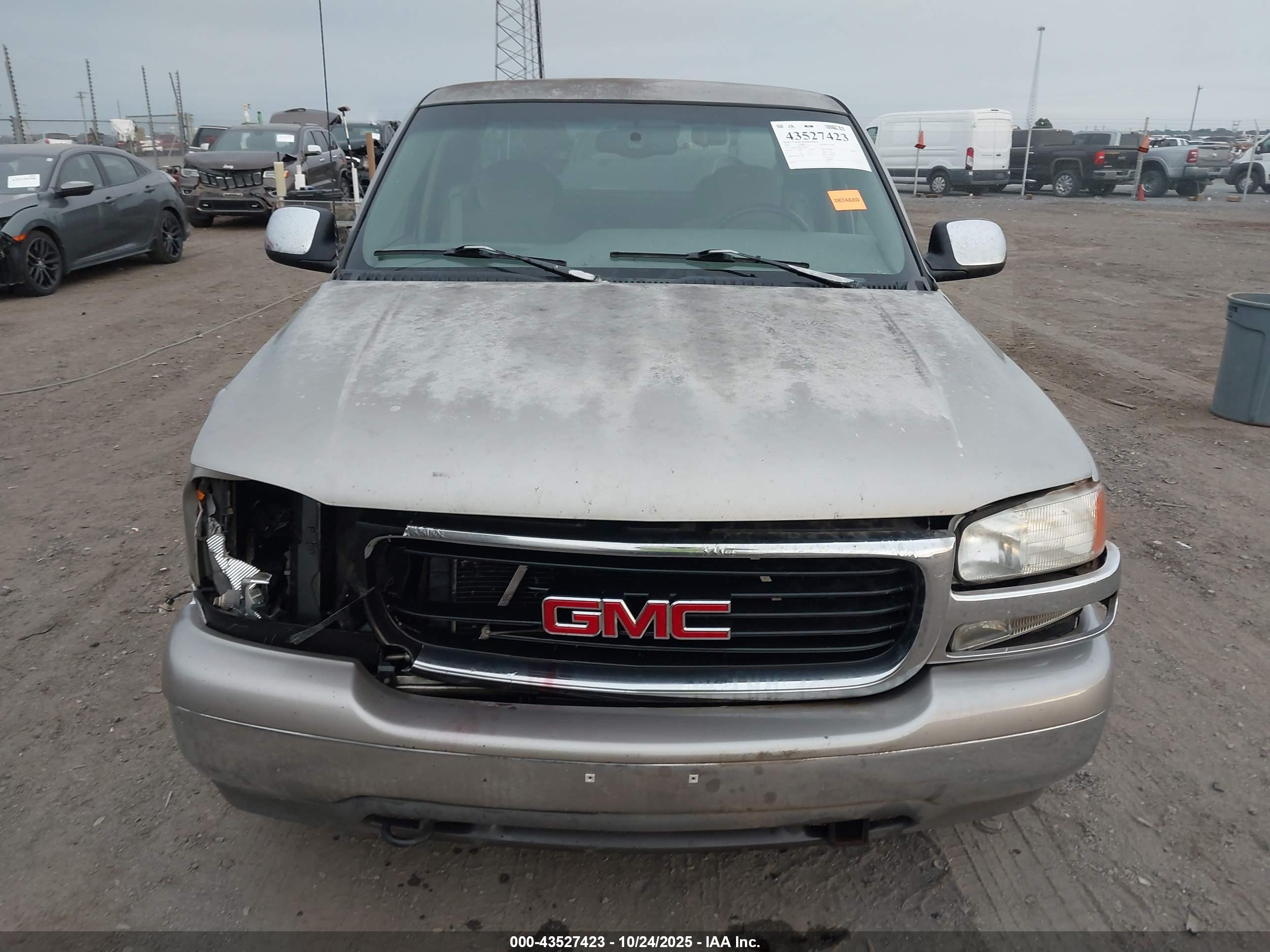 GMC SIERRA image 6