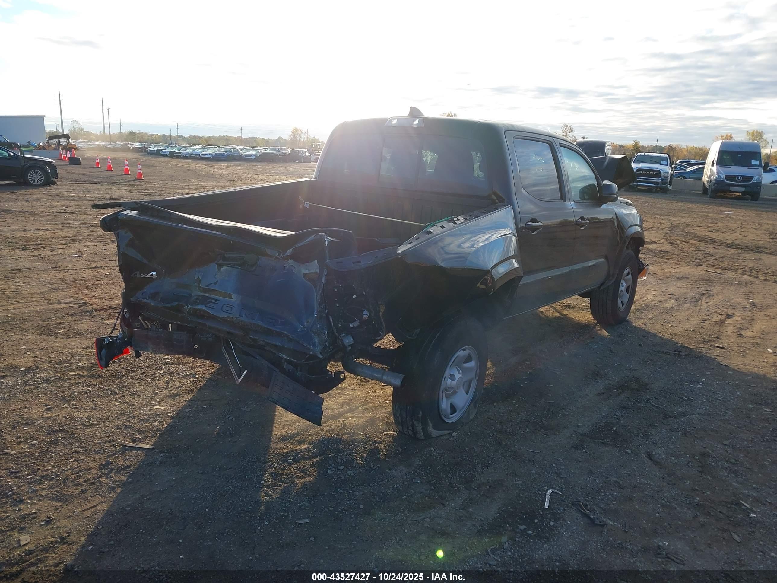 TOYOTA TACOMA image 4