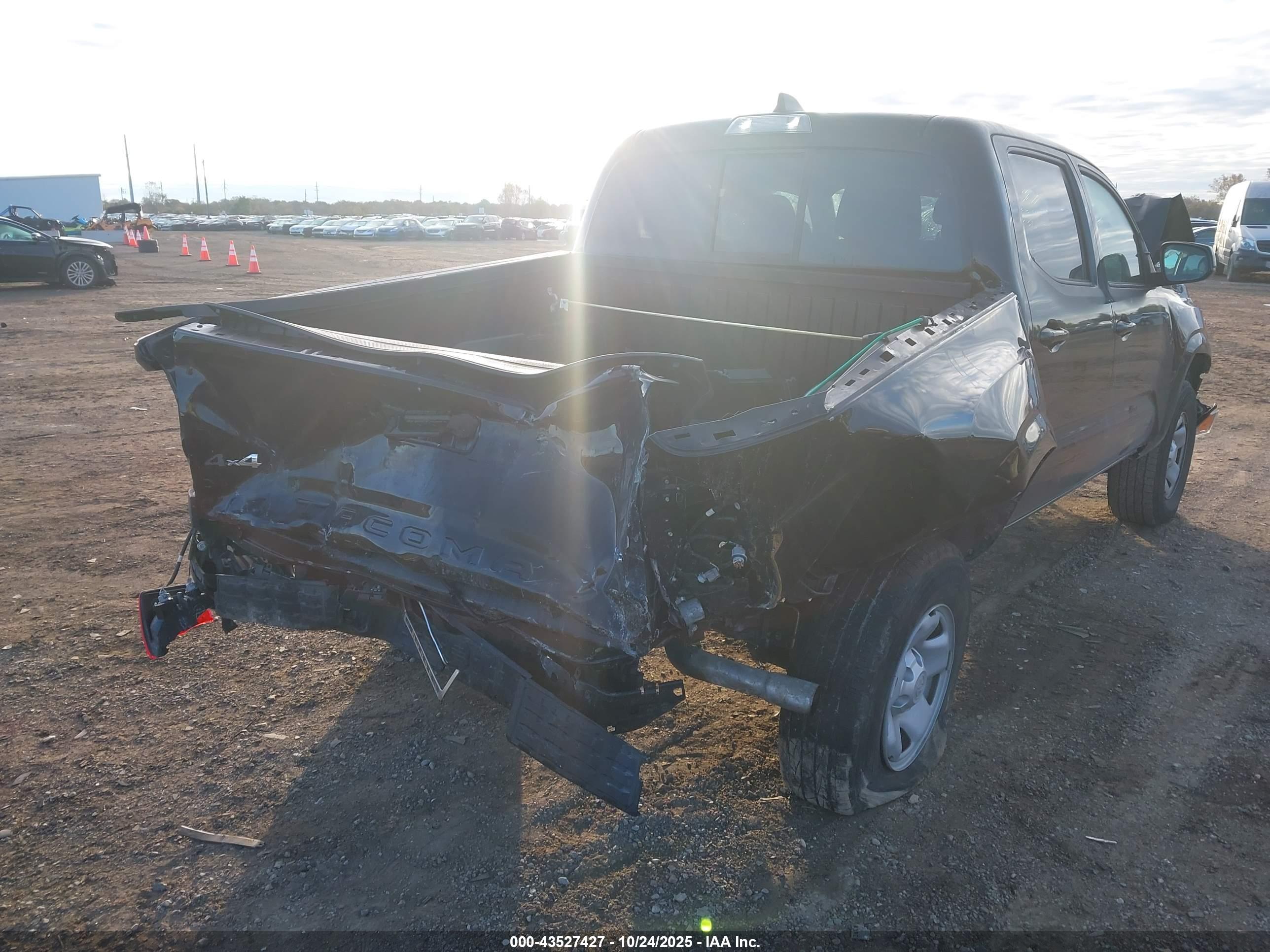 TOYOTA TACOMA image 6