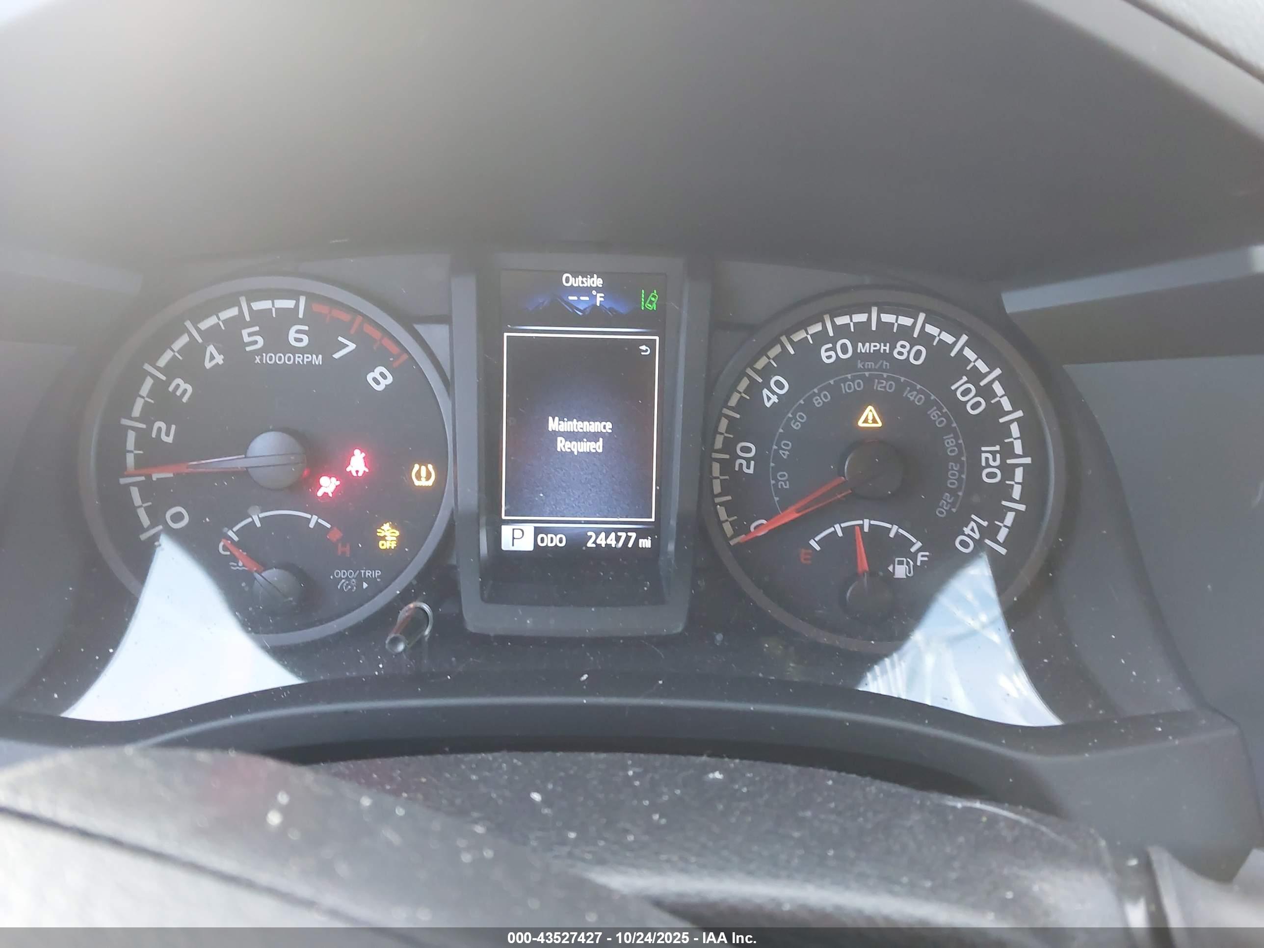 TOYOTA TACOMA image 7