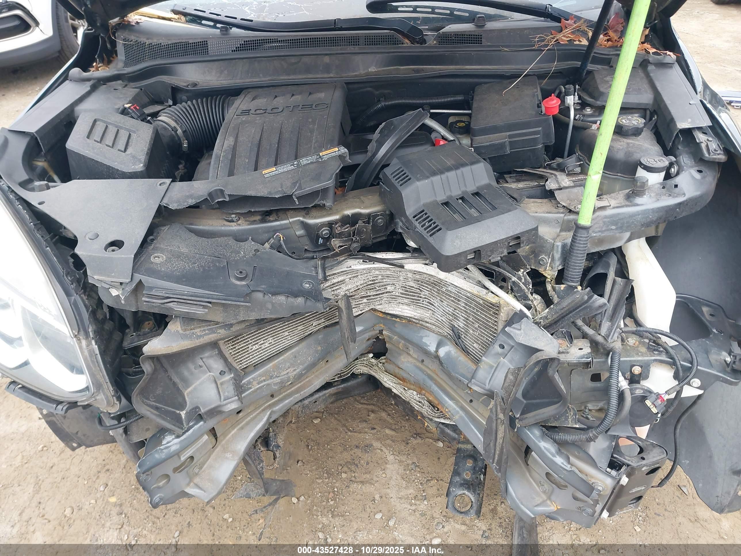 CHEVROLET EQUINOX image 10