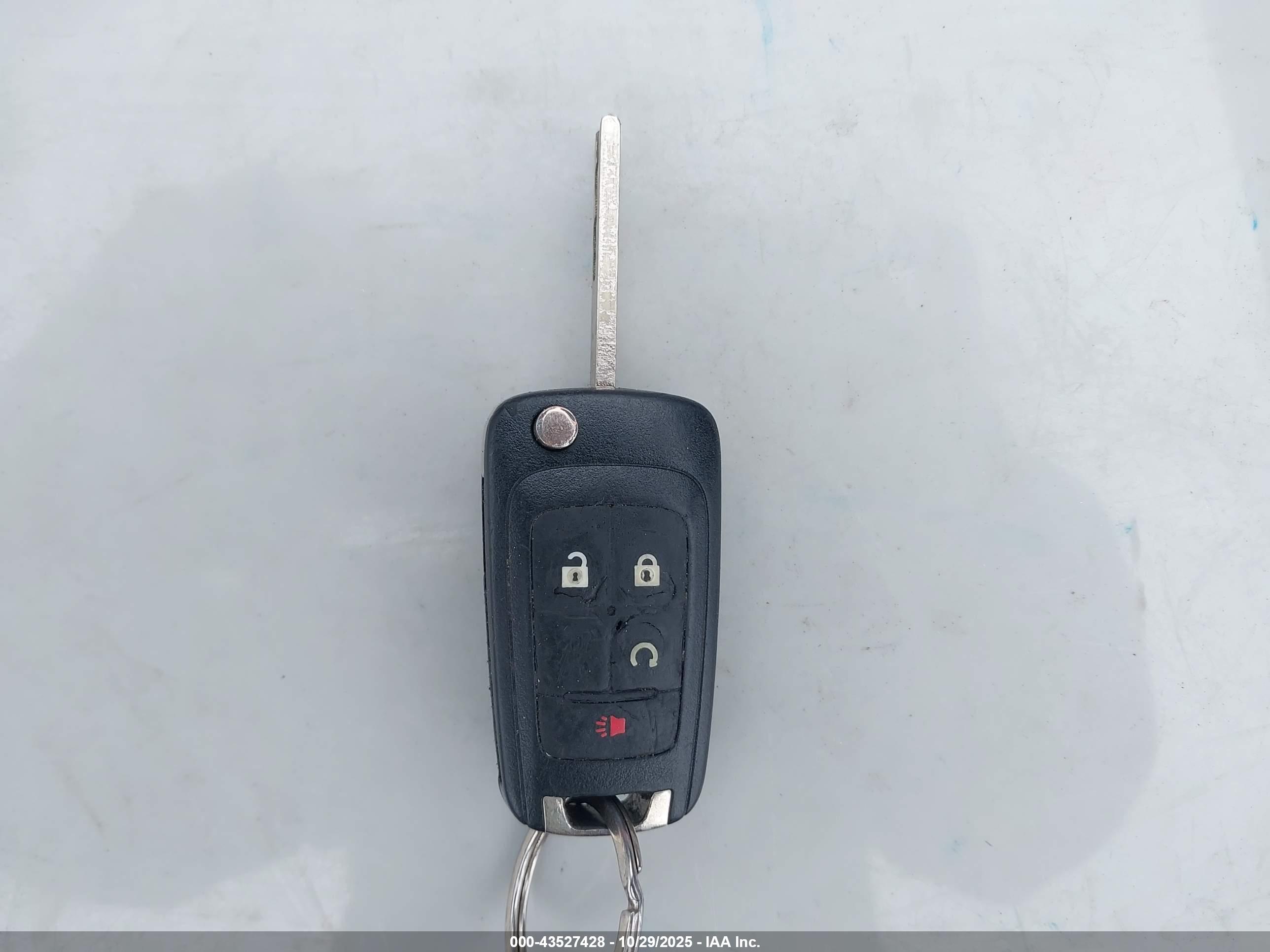 CHEVROLET EQUINOX image 11
