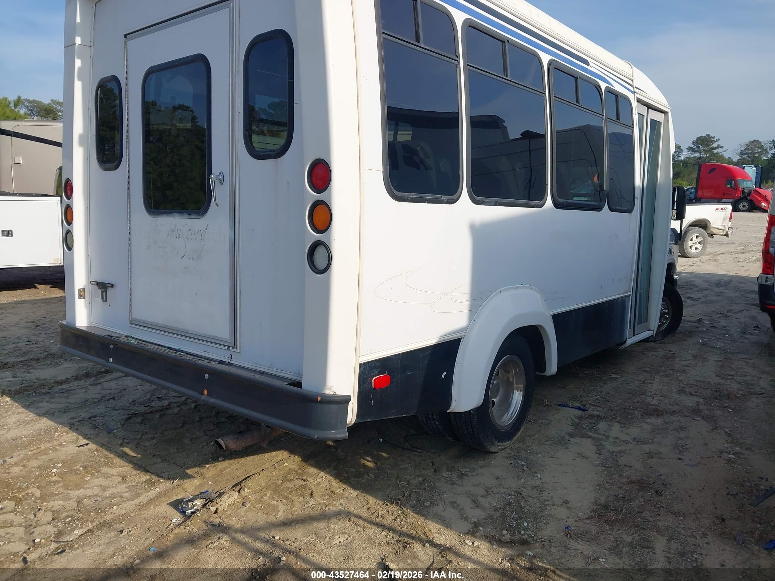 FORD E-350 image 4