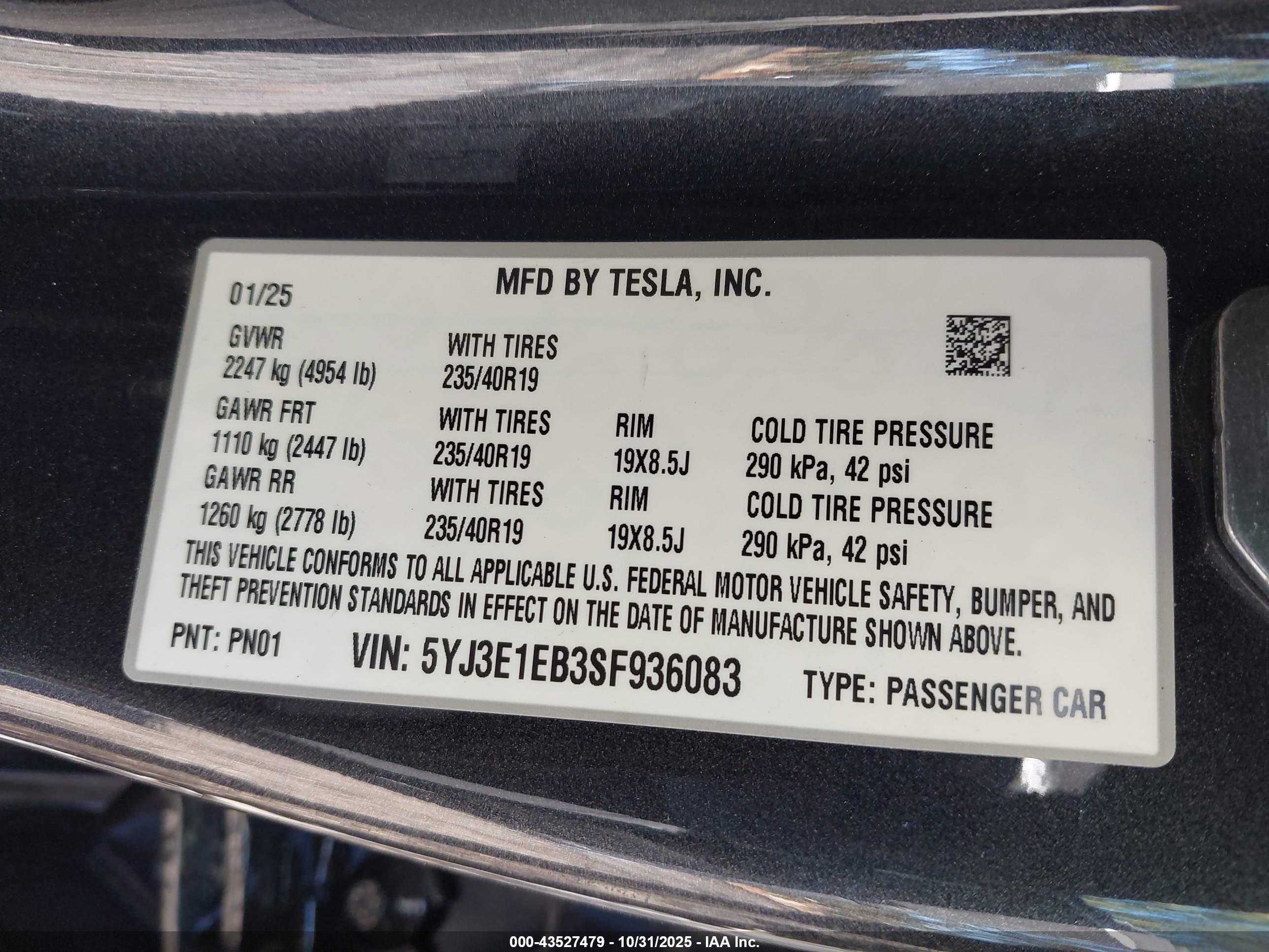 TESLA MODEL image 9