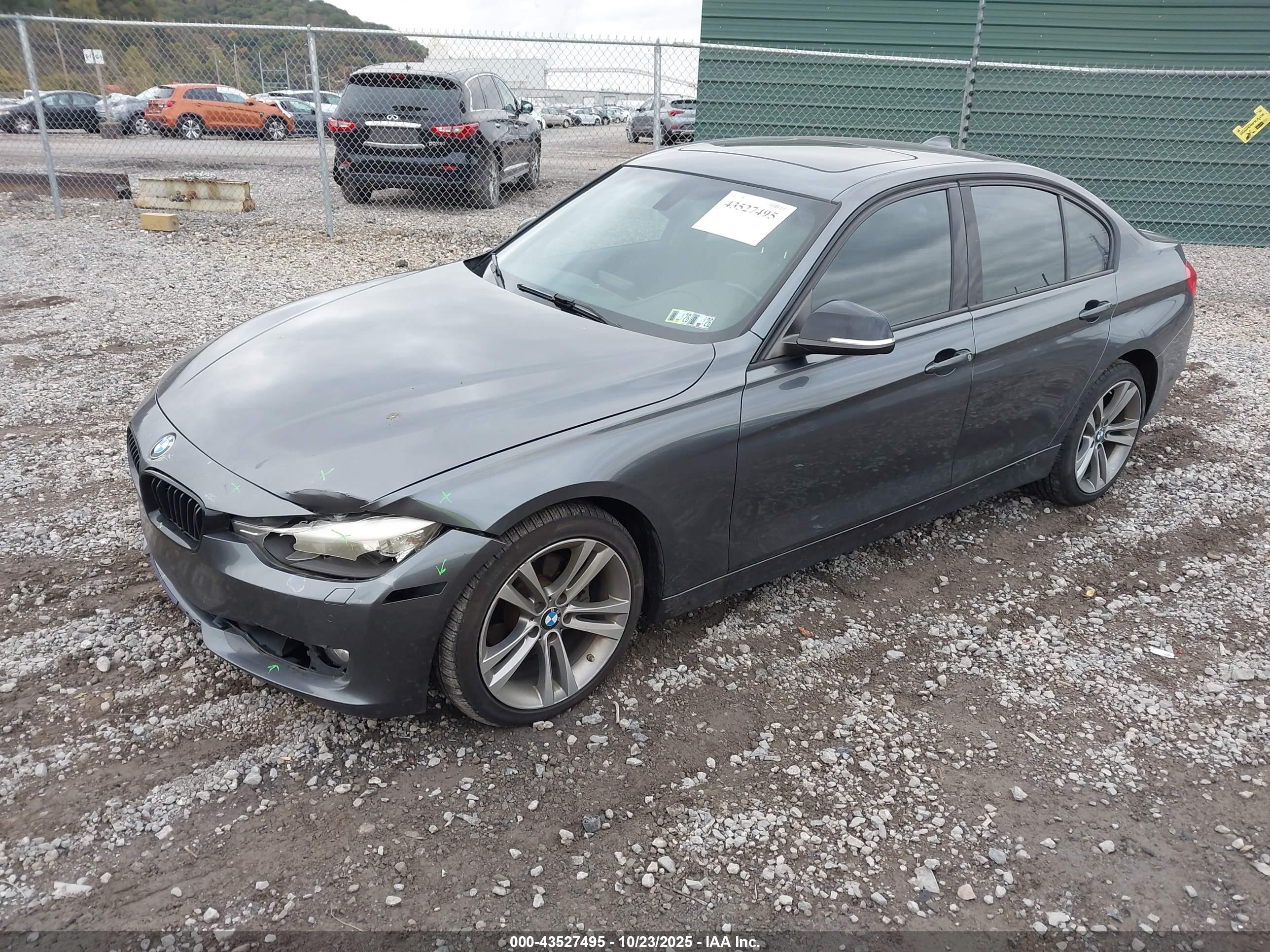 BMW 328I image 2