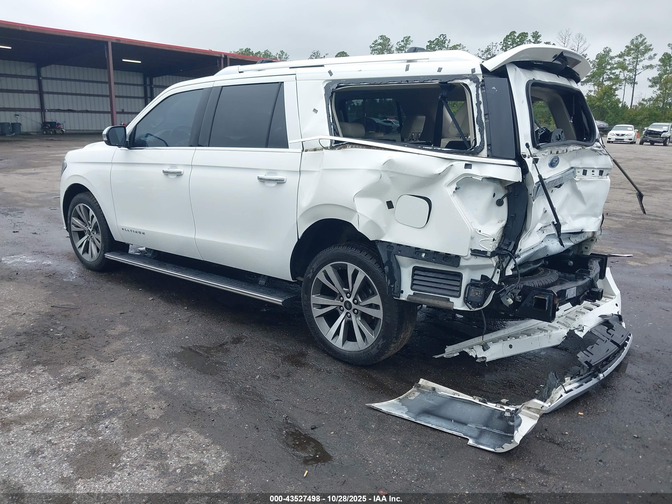 FORD EXPEDITION image 3