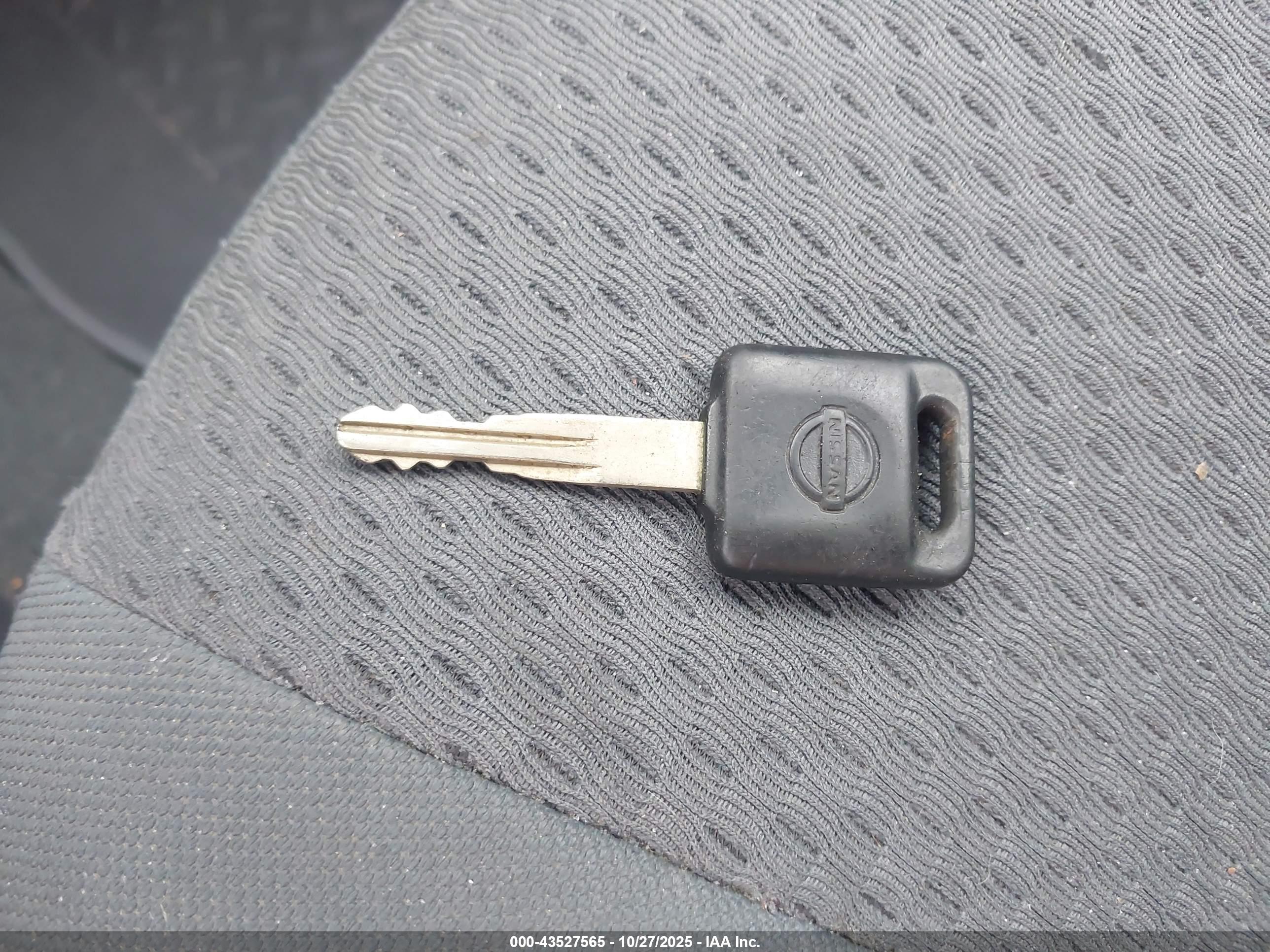 NISSAN XTERRA image 11