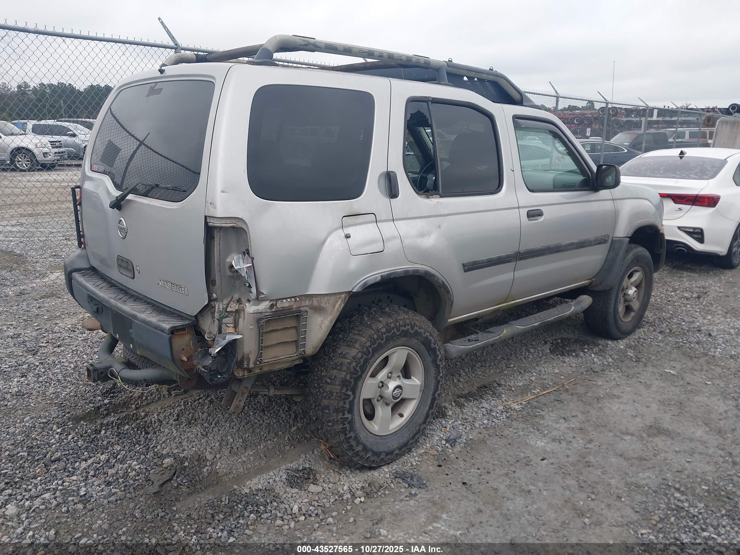 NISSAN XTERRA image 4