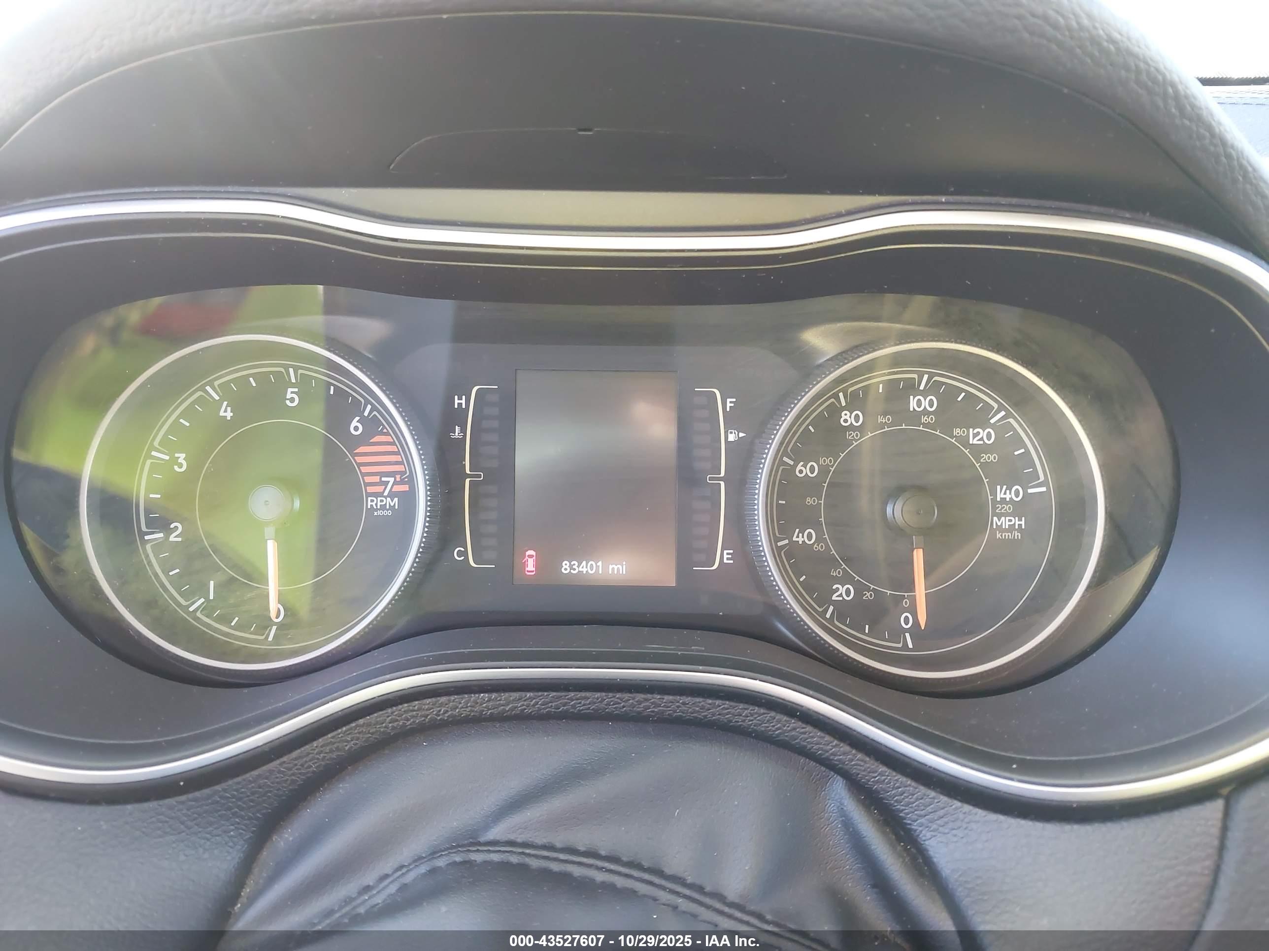 JEEP CHEROKEE image 7