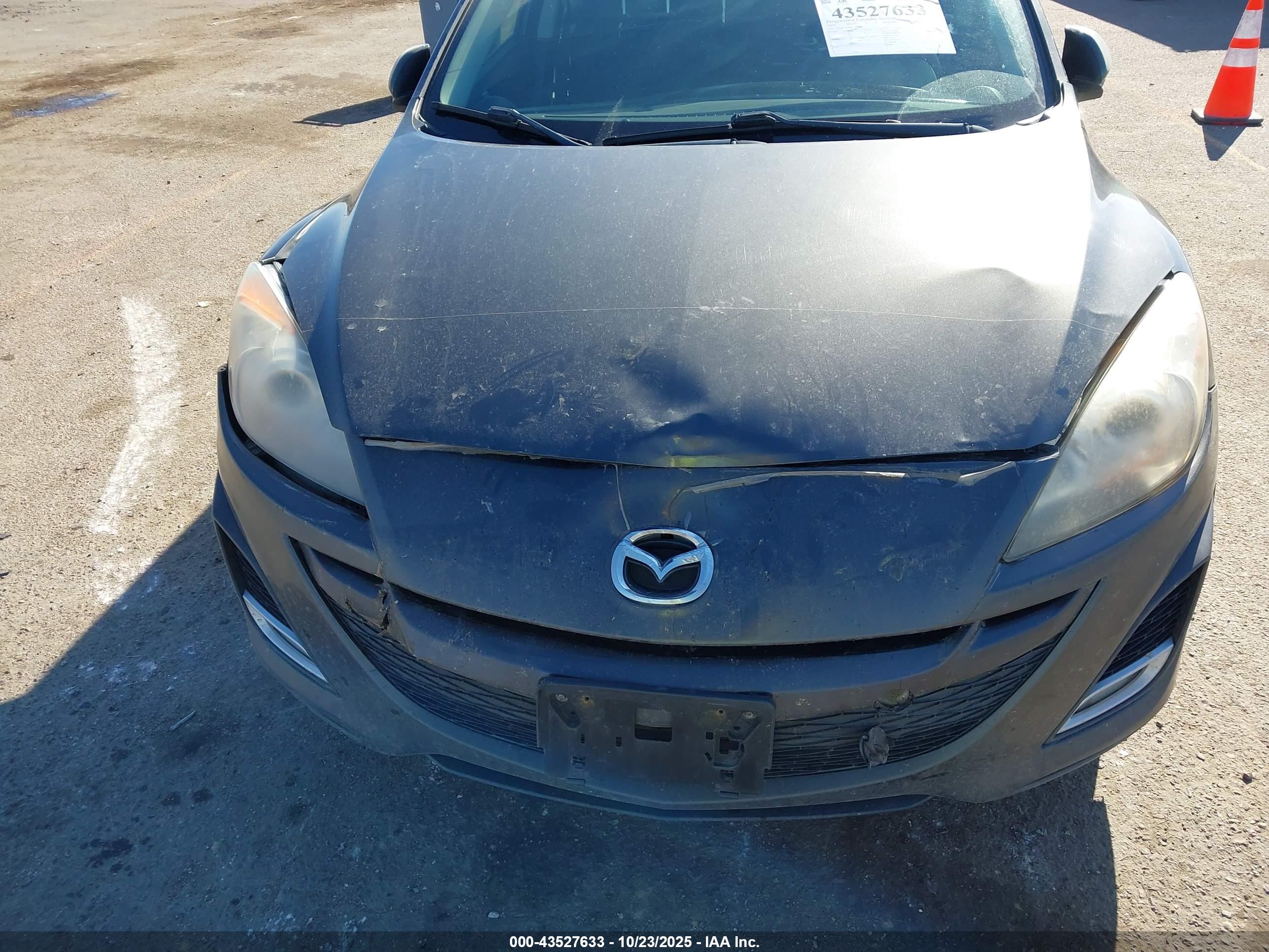 MAZDA MAZDA3 image 6