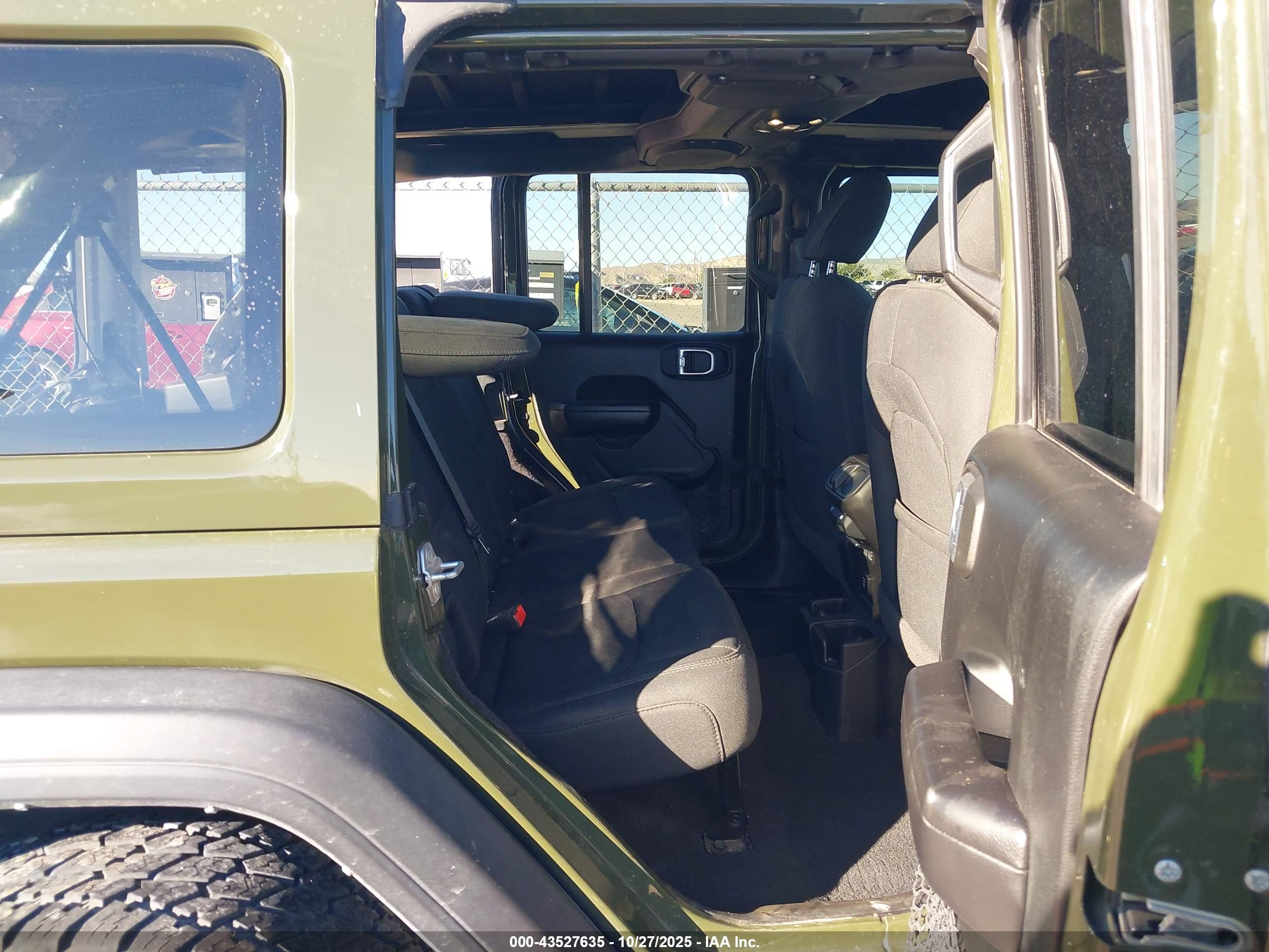 JEEP WRANGLER image 8