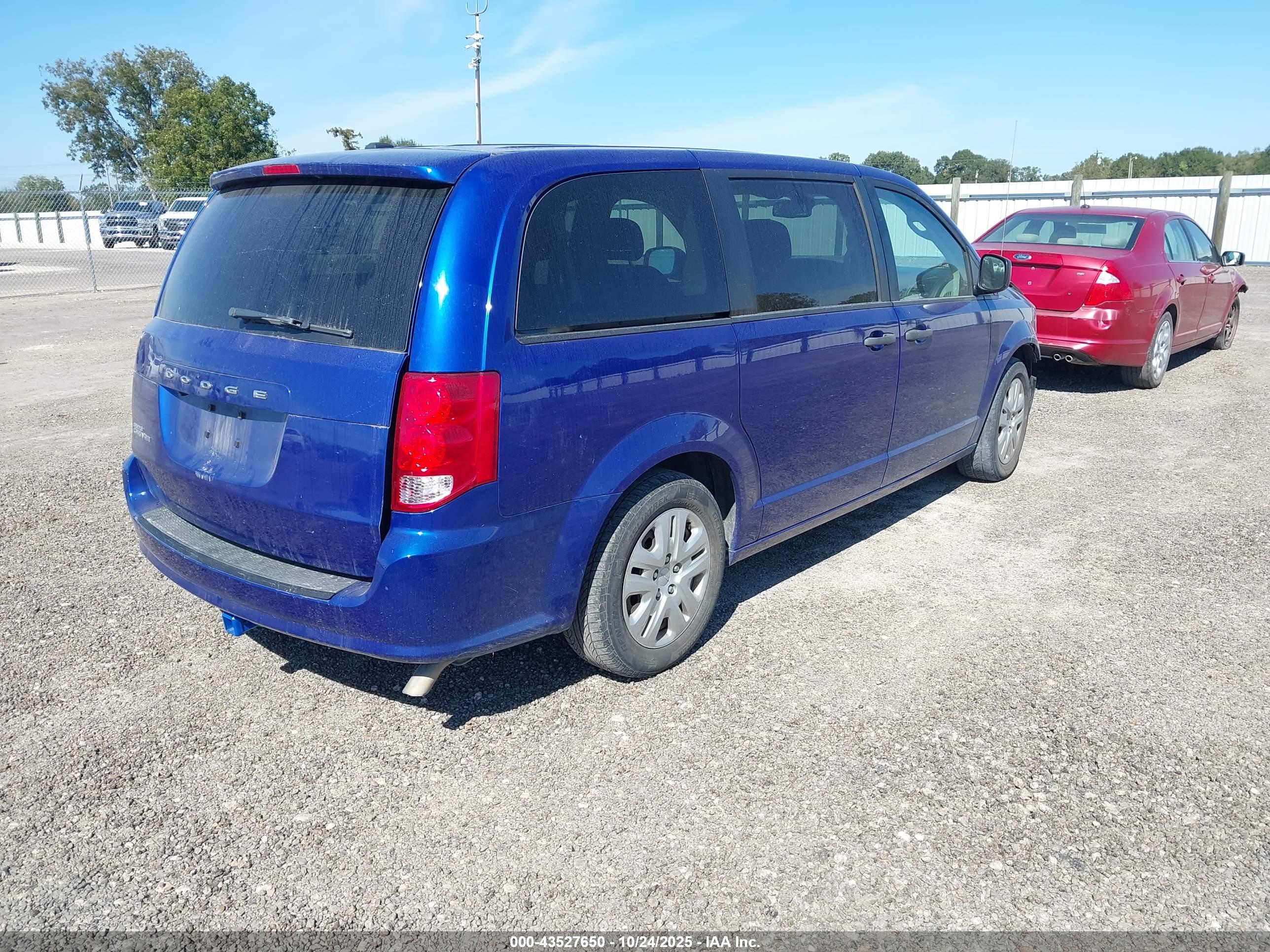 DODGE GRAND image 4