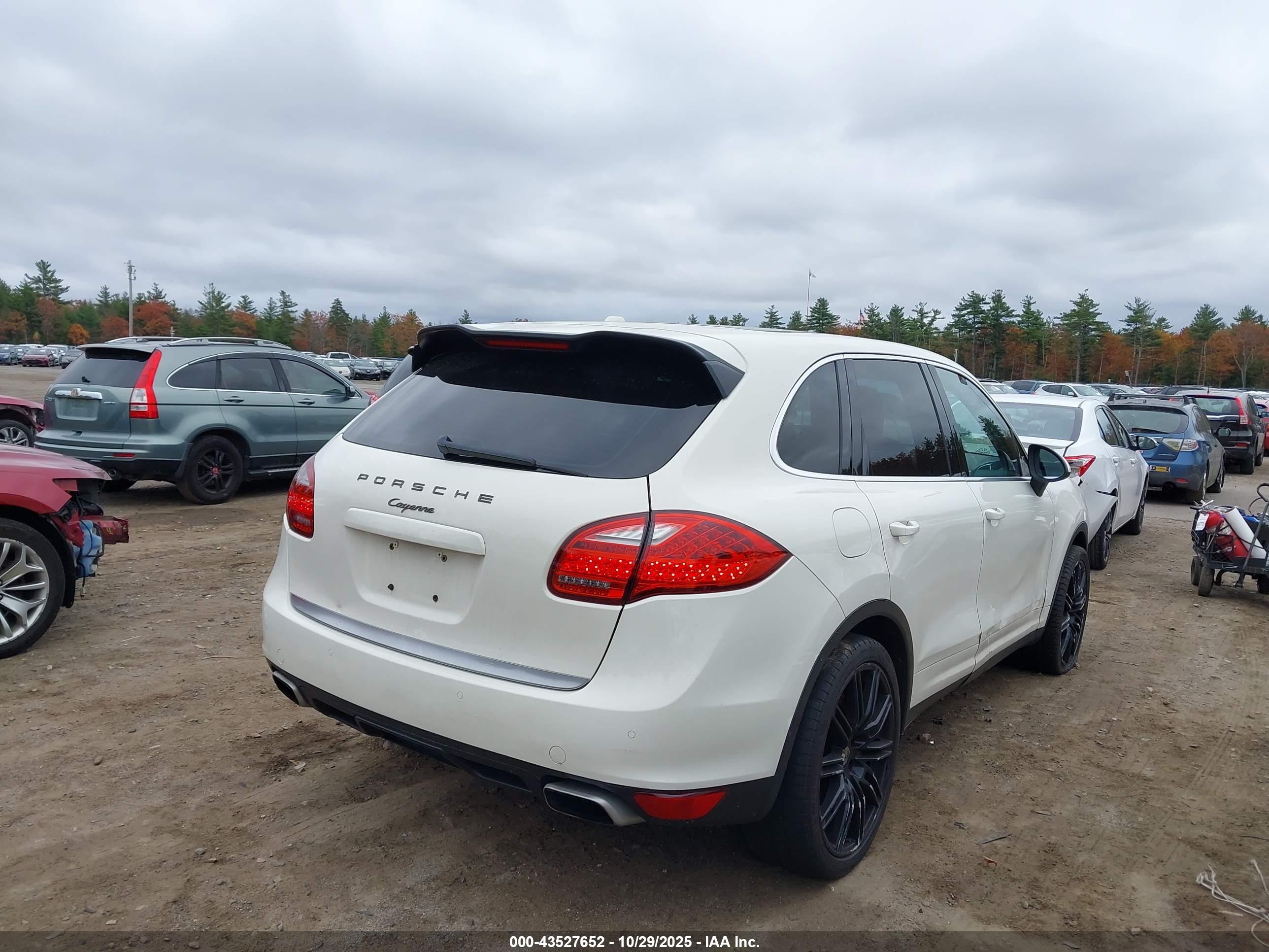PORSCHE CAYENNE image 4