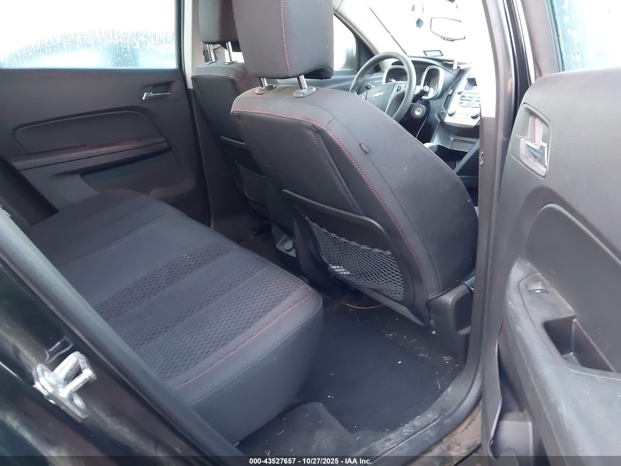 CHEVROLET EQUINOX image 8