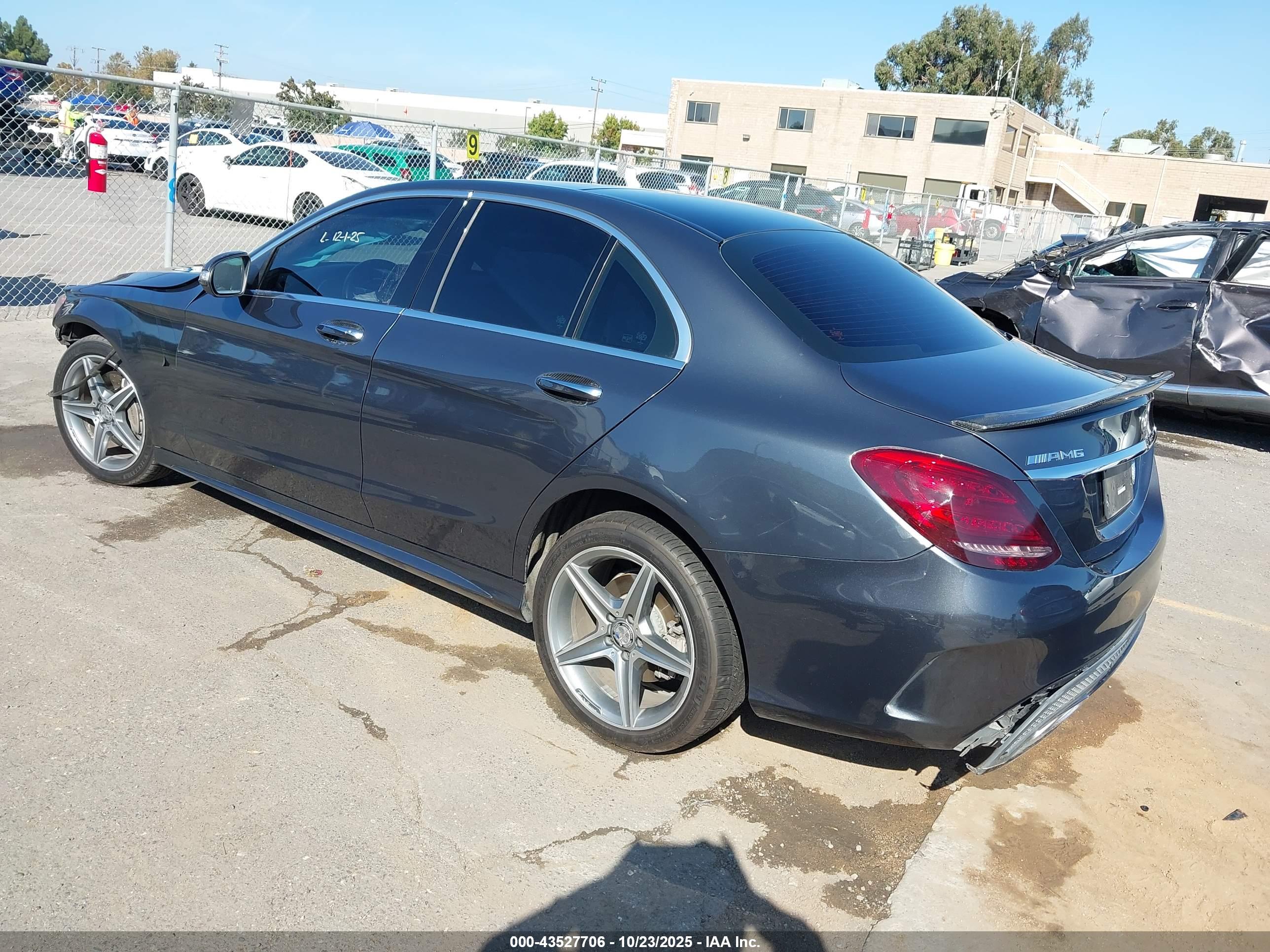 MERCEDES-BENZ C image 3