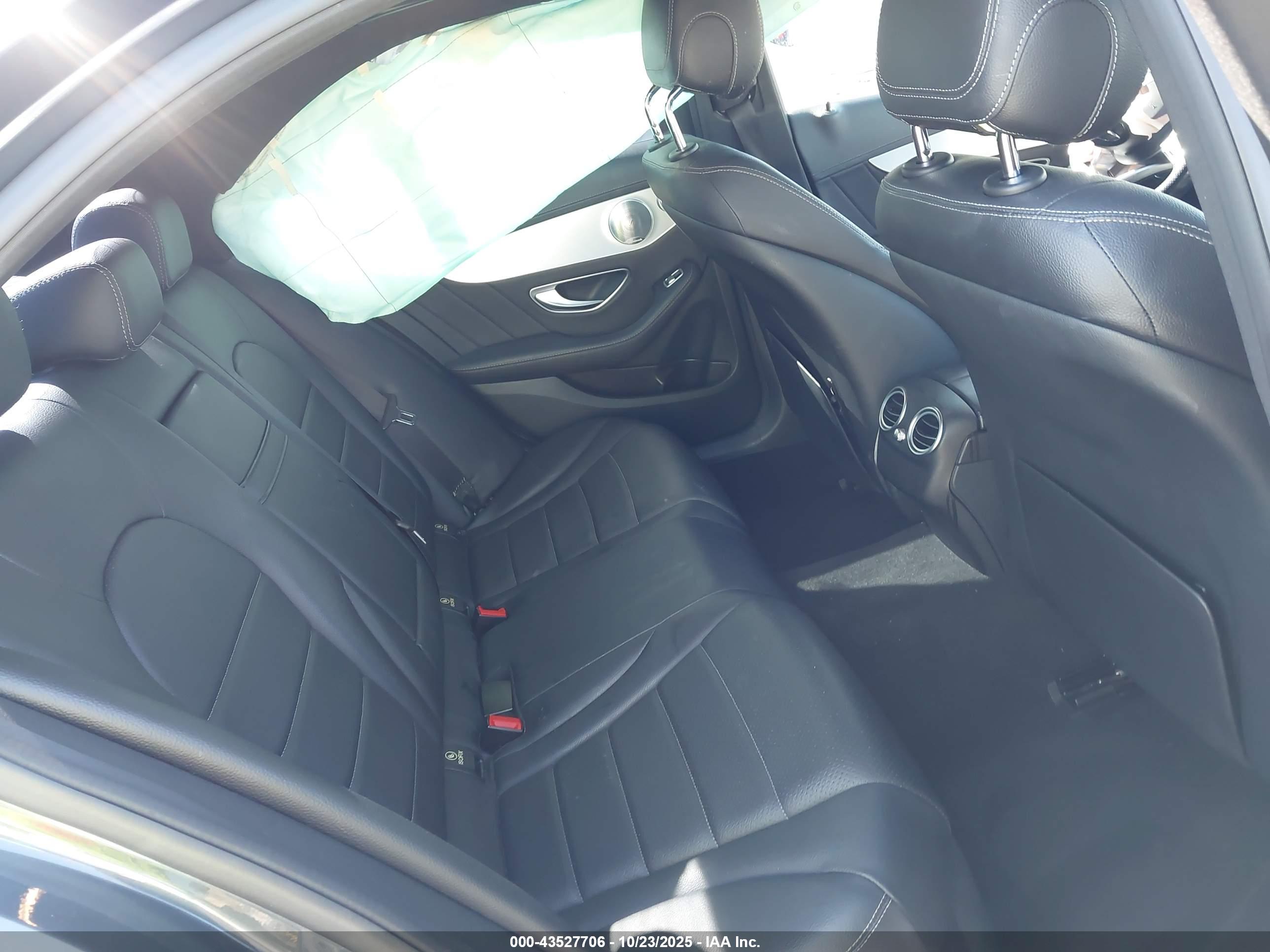 MERCEDES-BENZ C image 8