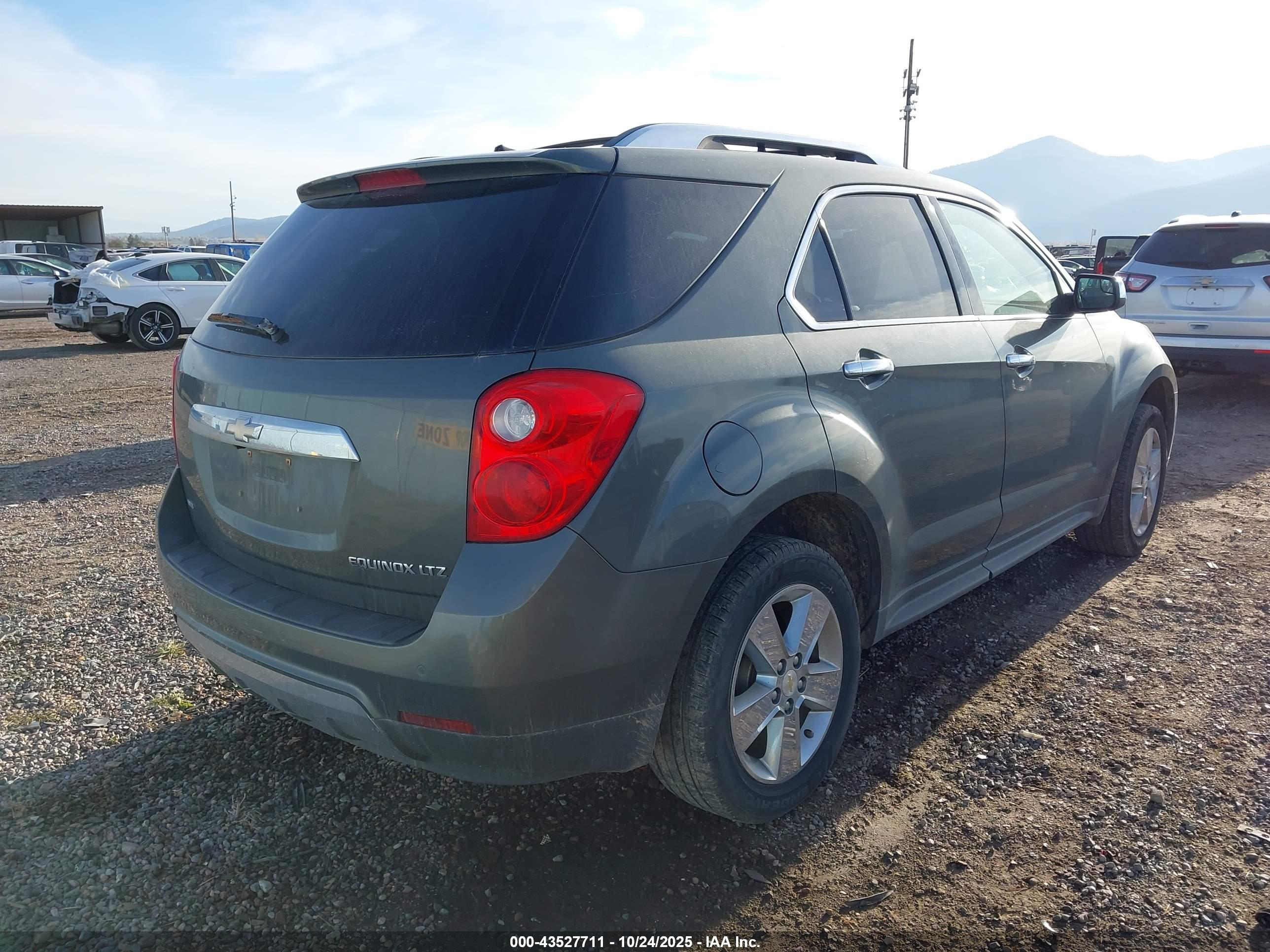 CHEVROLET EQUINOX image 4