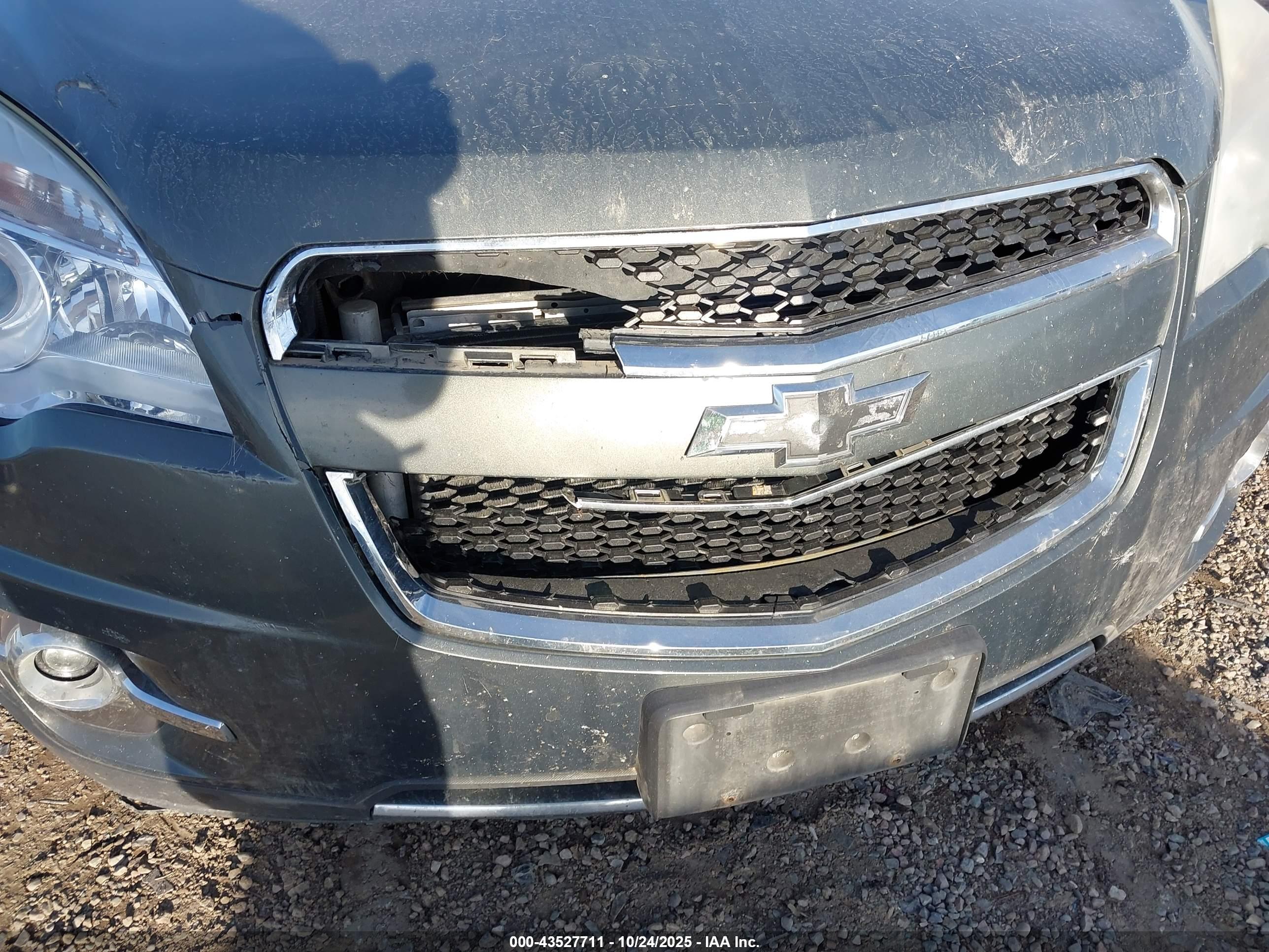 CHEVROLET EQUINOX image 6