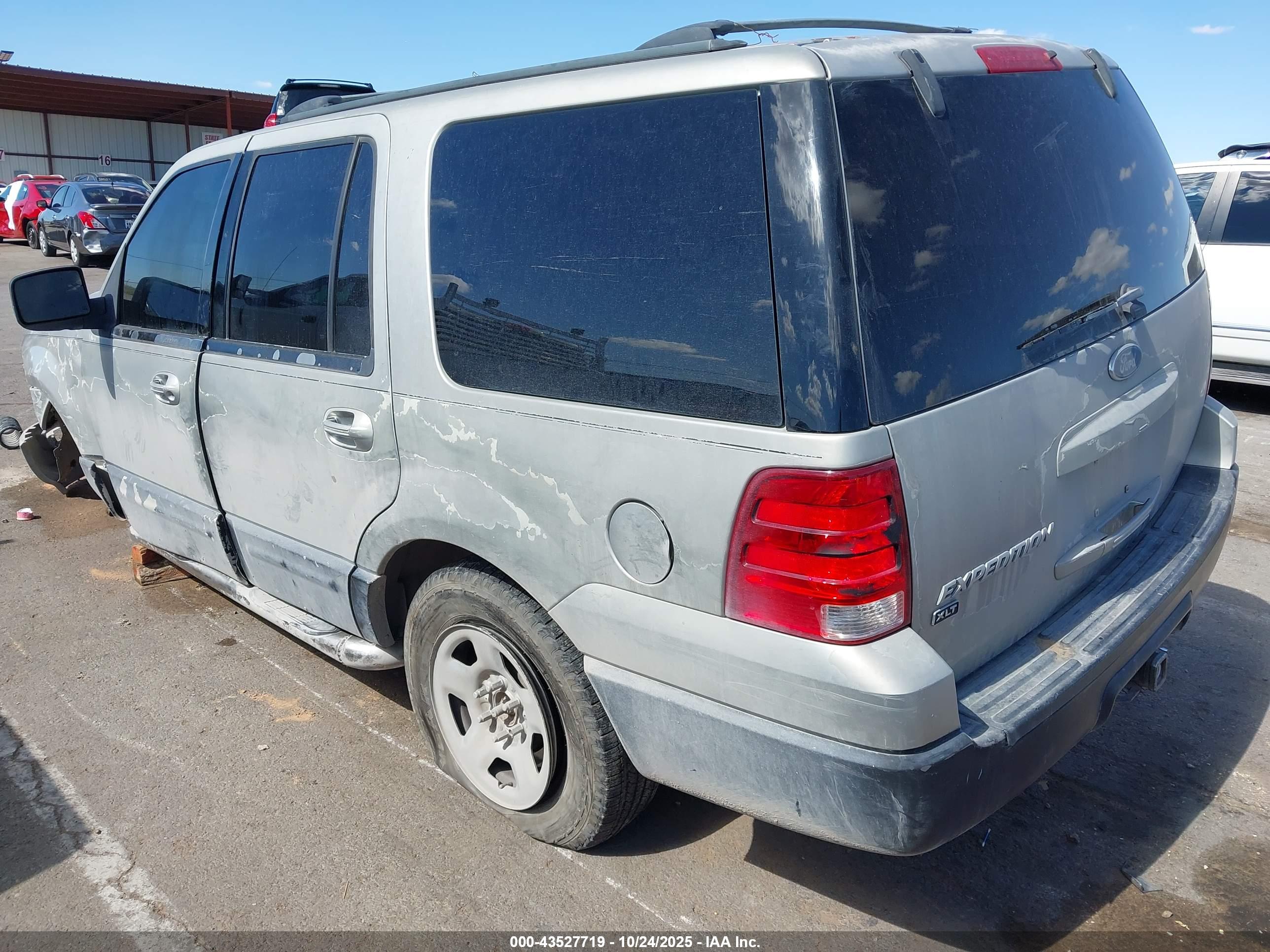 FORD EXPEDITION image 3