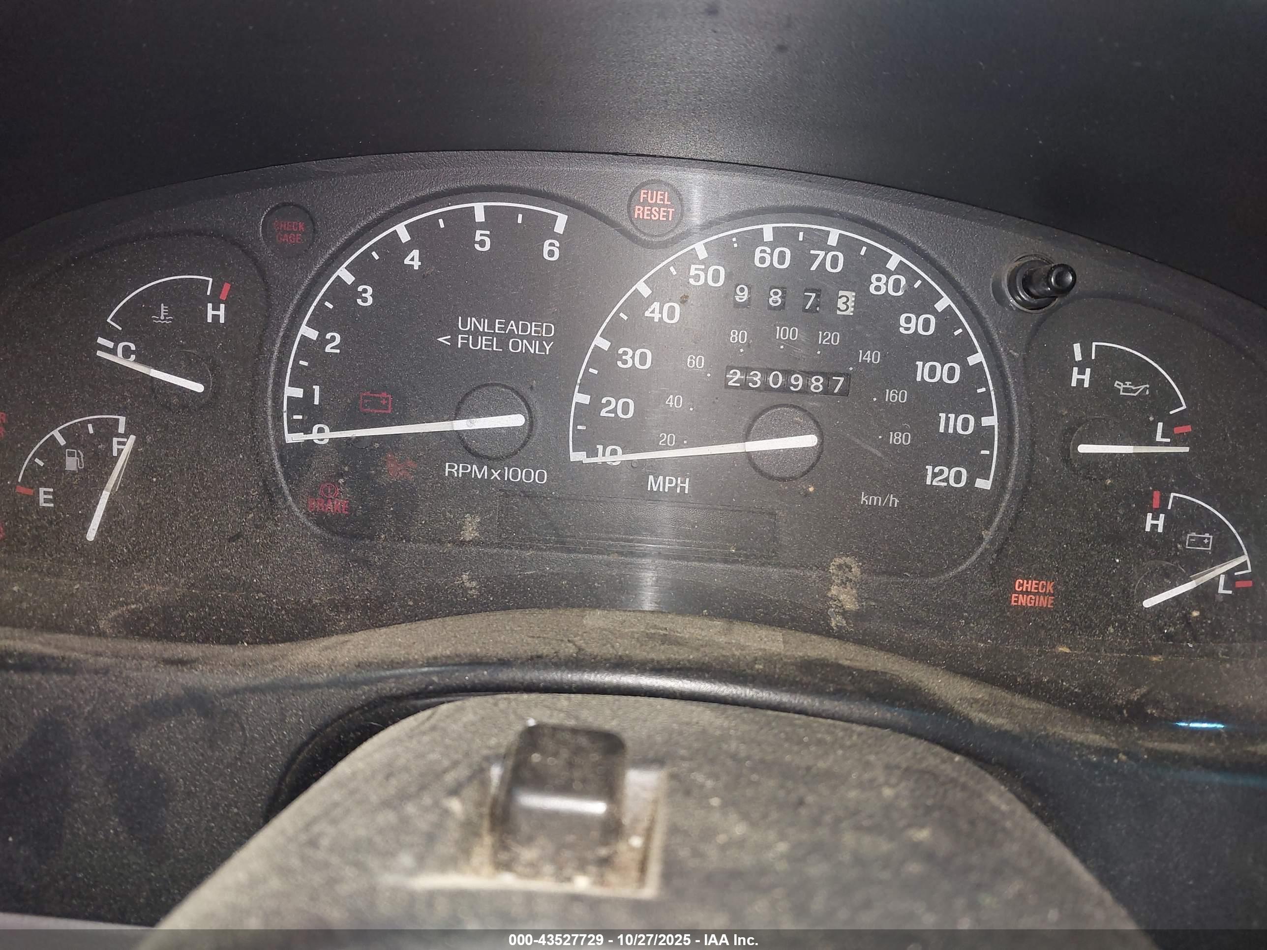 MAZDA B2300 image 7