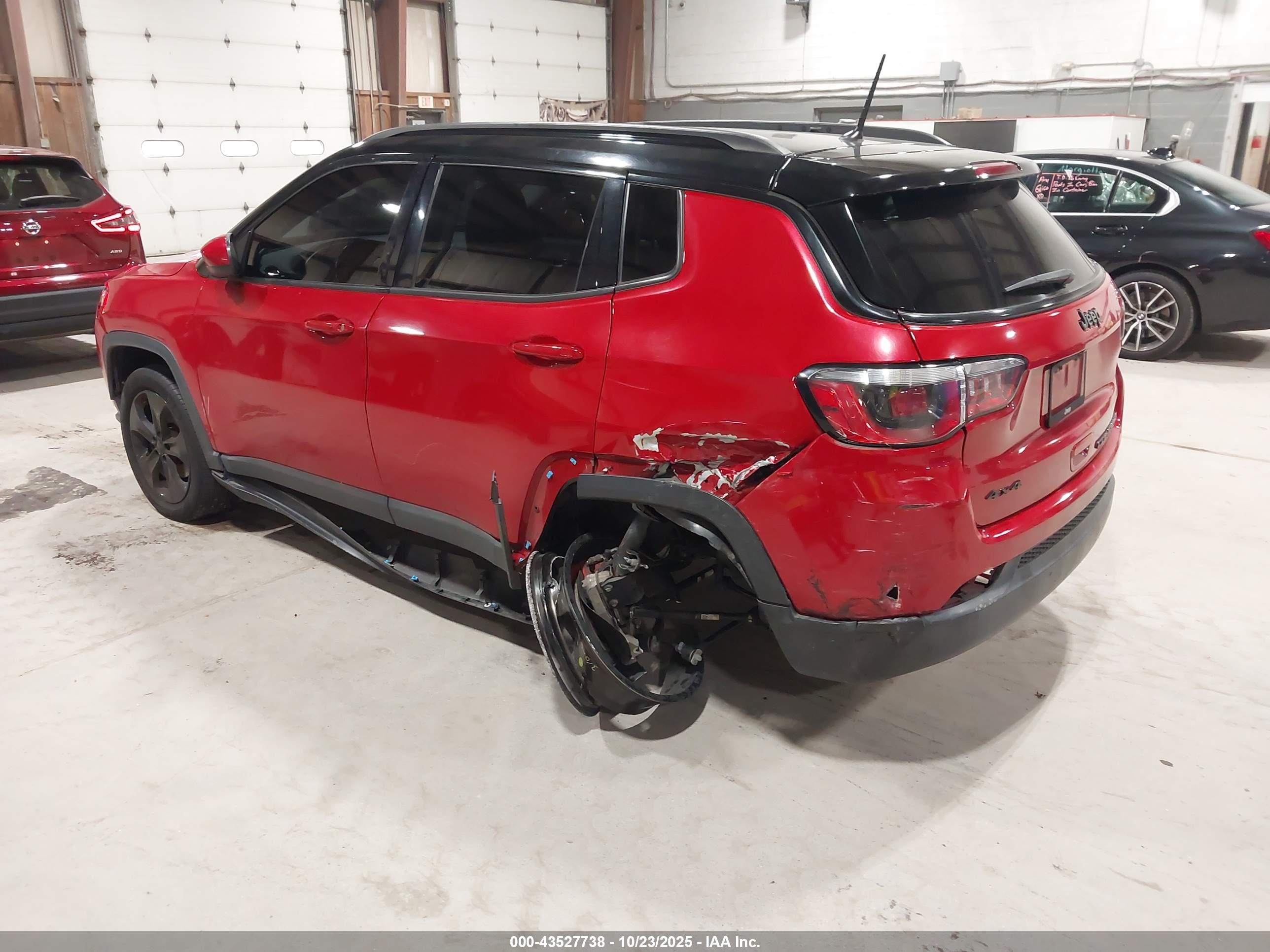 JEEP COMPASS image 3