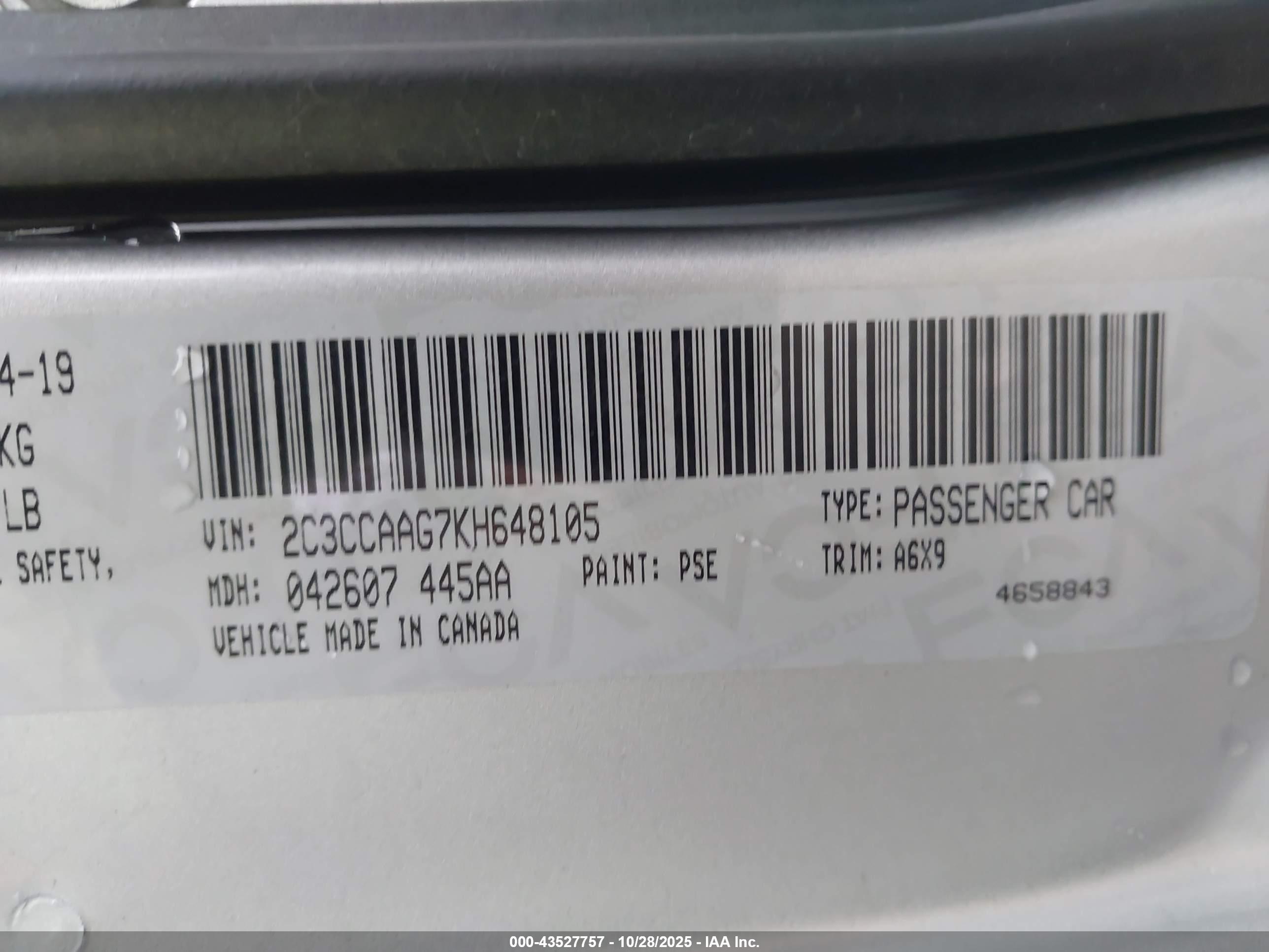 CHRYSLER 300 image 9