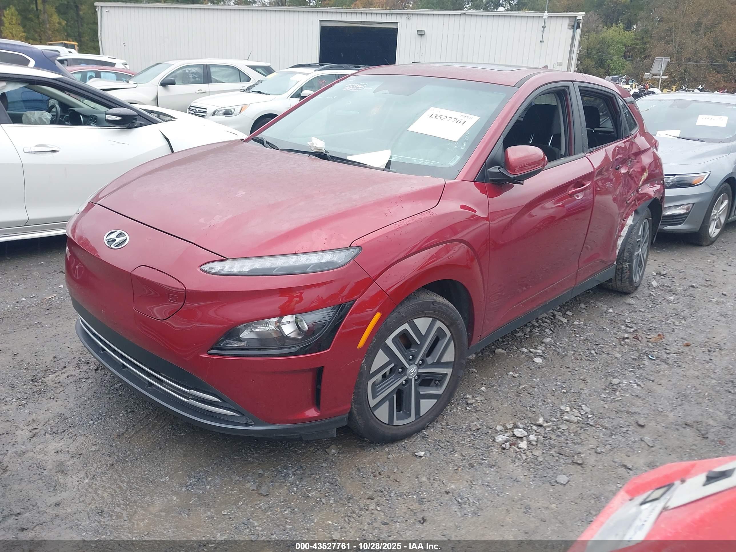 HYUNDAI KONA image 2