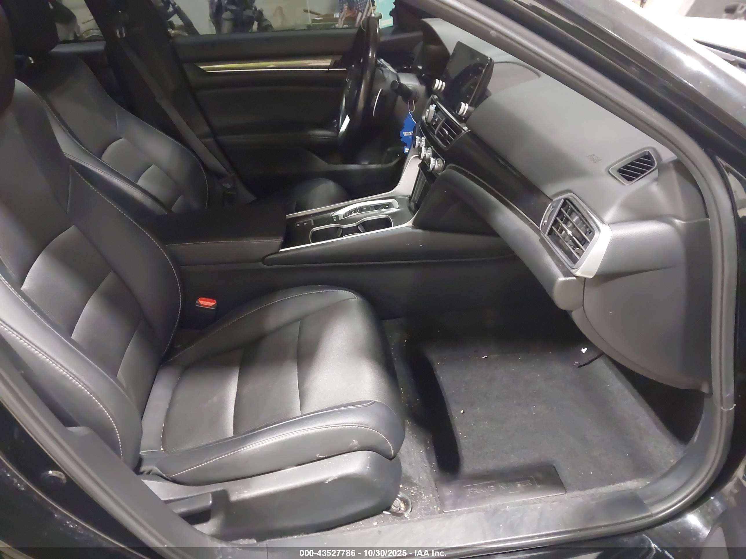 HONDA ACCORD image 5