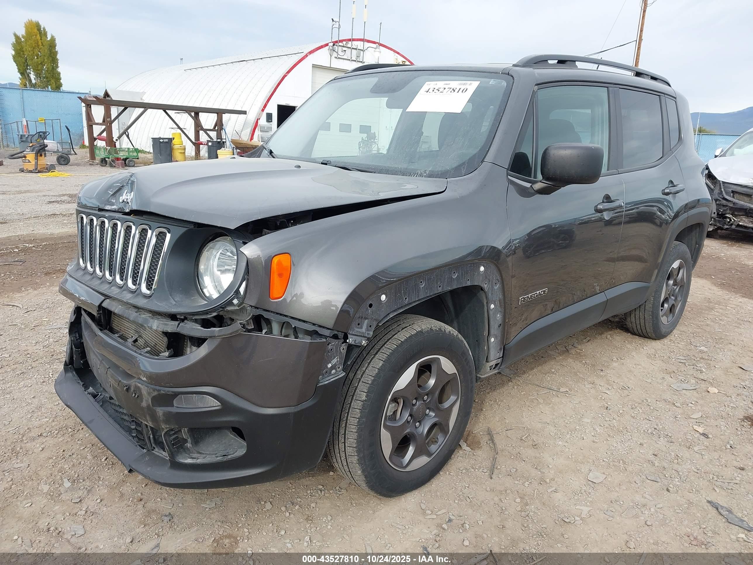 JEEP RENEGADE image 2