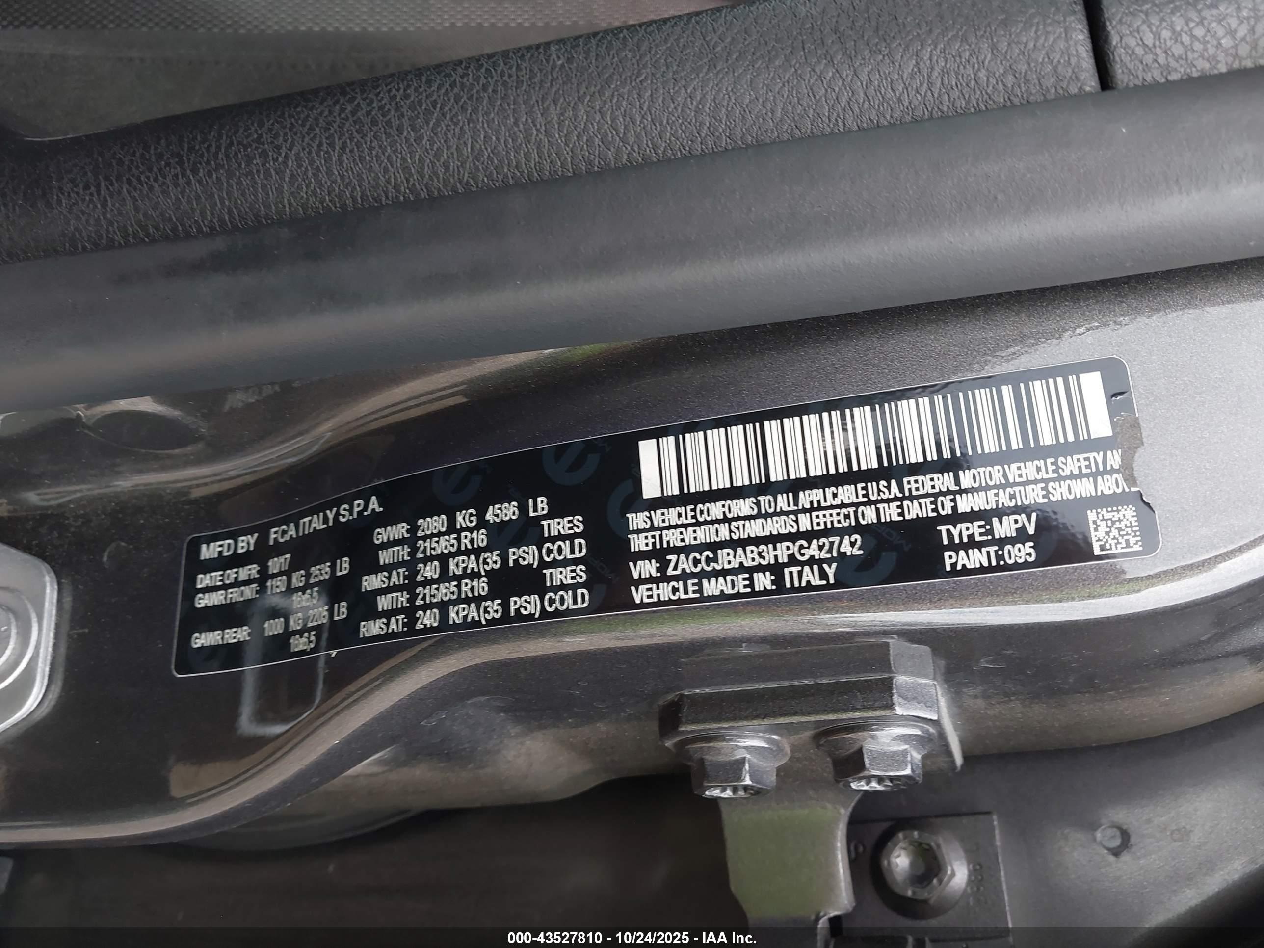 JEEP RENEGADE image 9