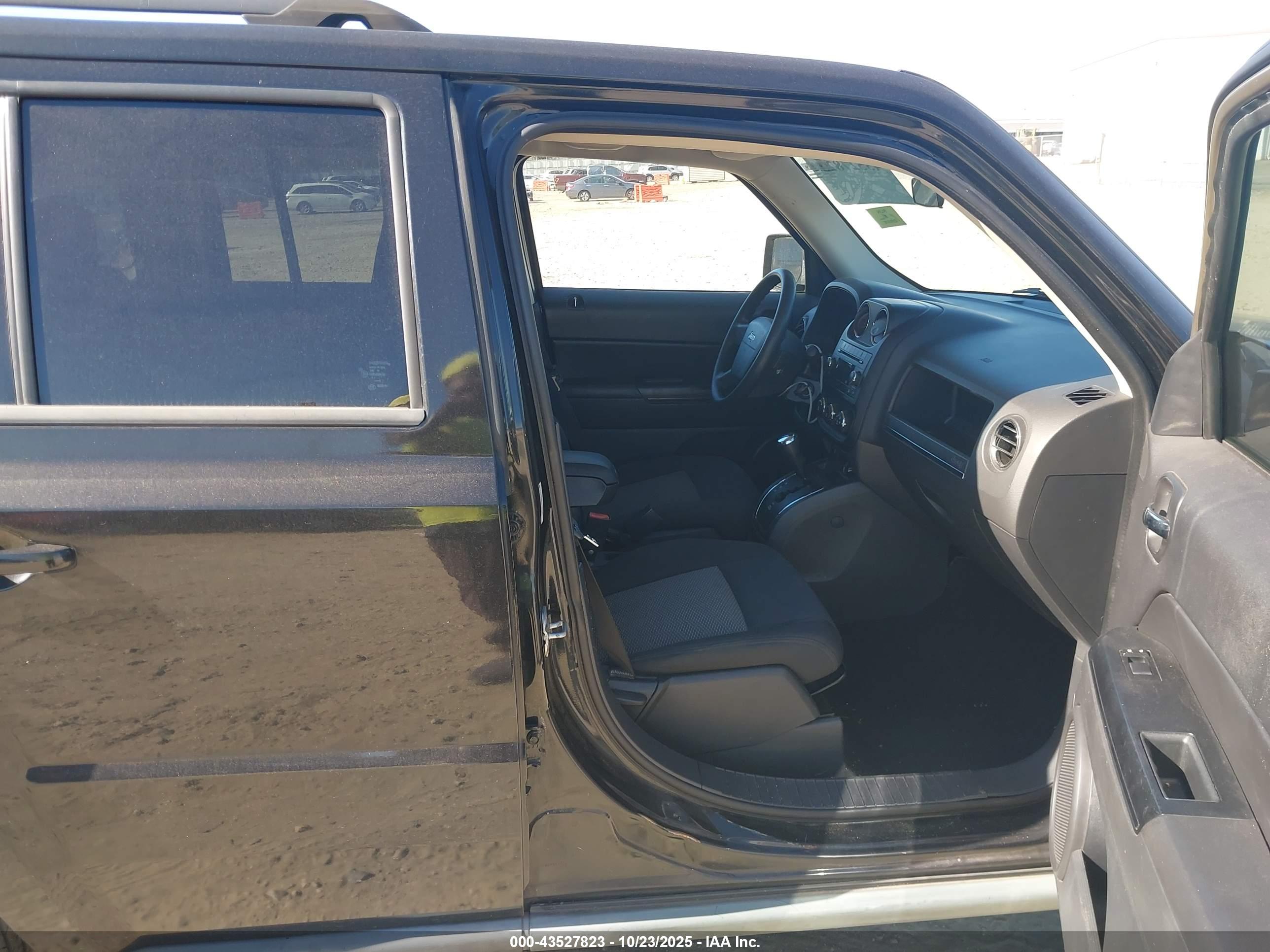 JEEP PATRIOT image 5