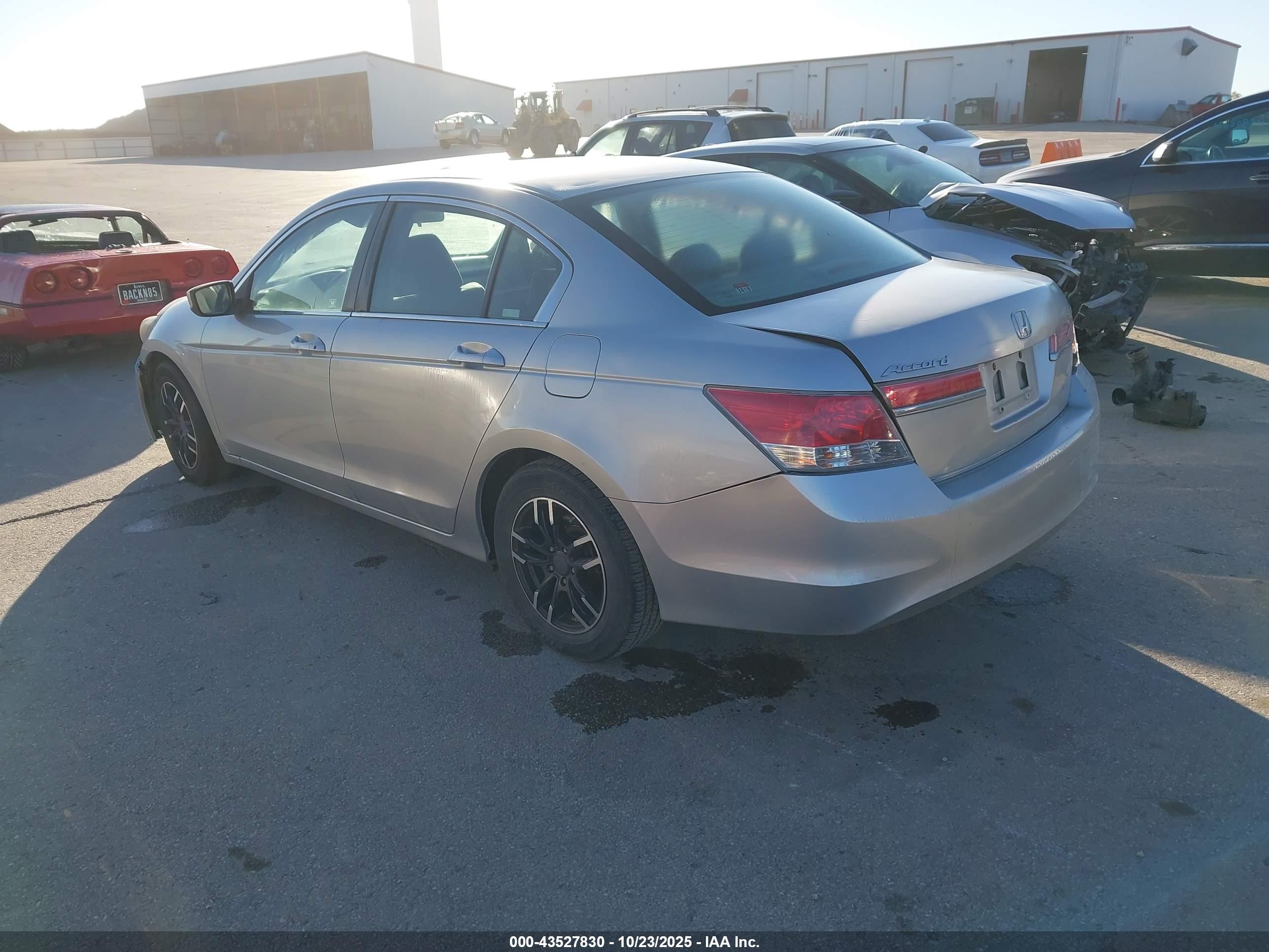 HONDA ACCORD image 3