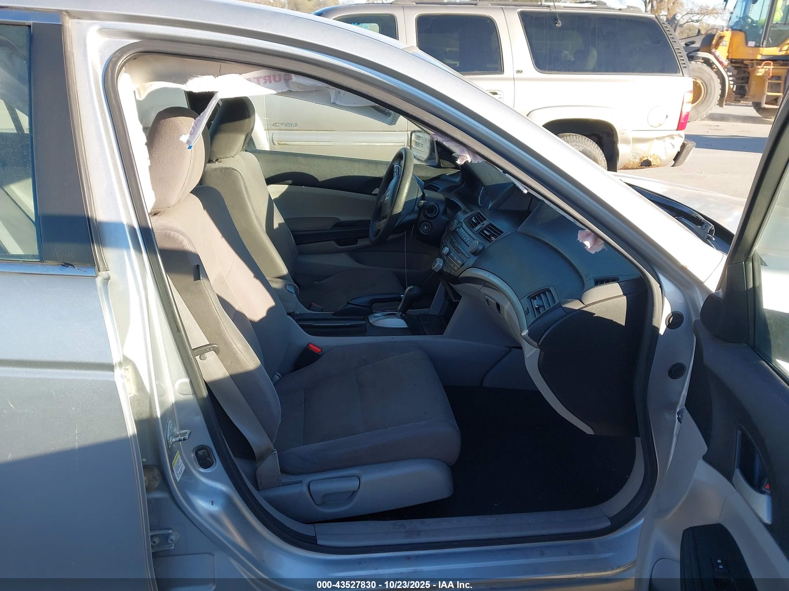 HONDA ACCORD image 5