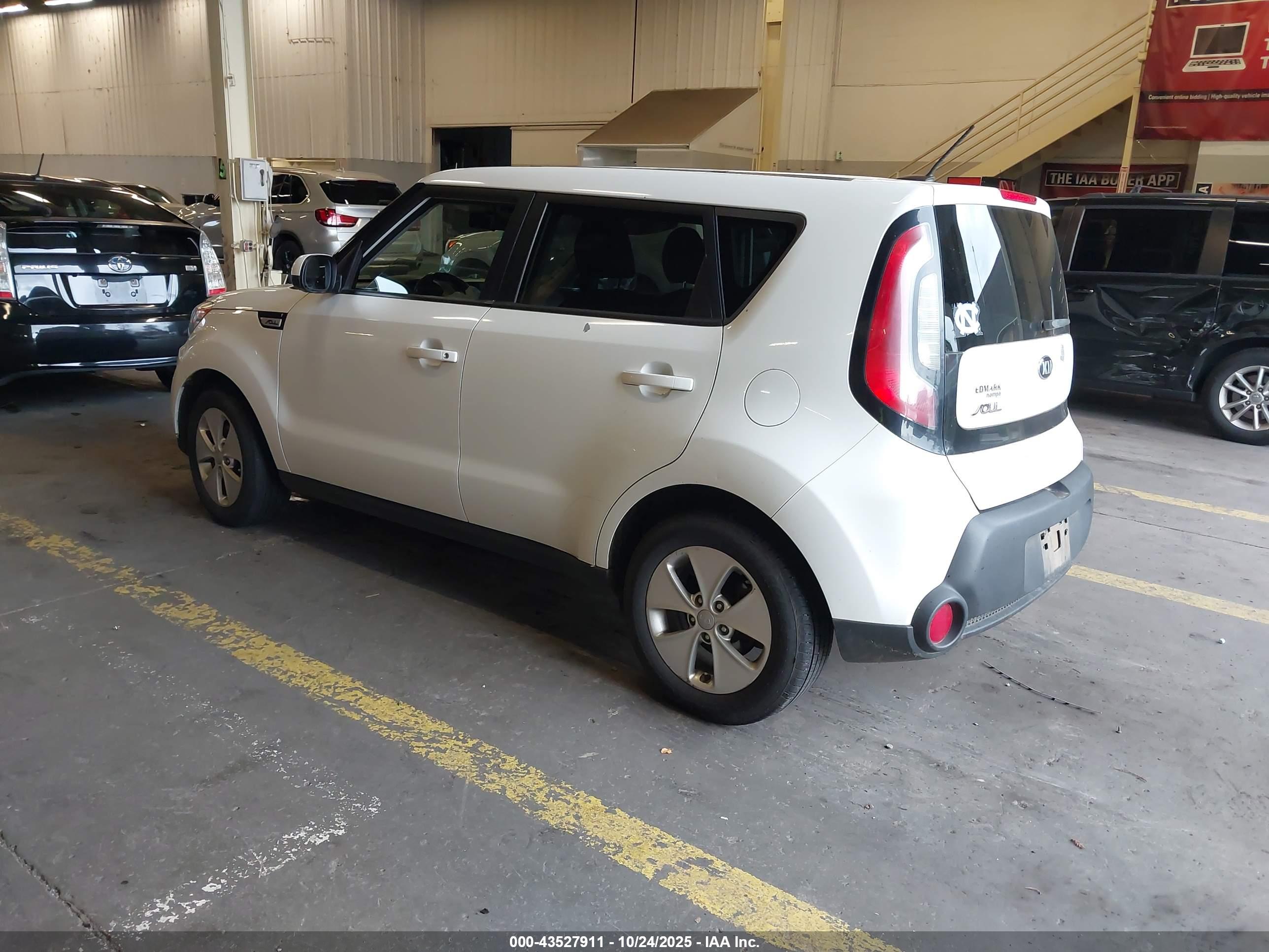 KIA SOUL image 3