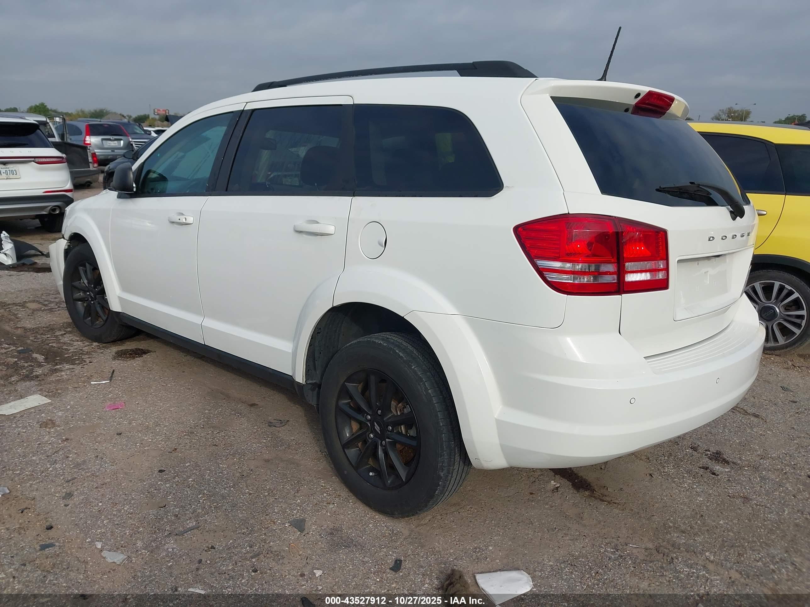 DODGE JOURNEY image 3