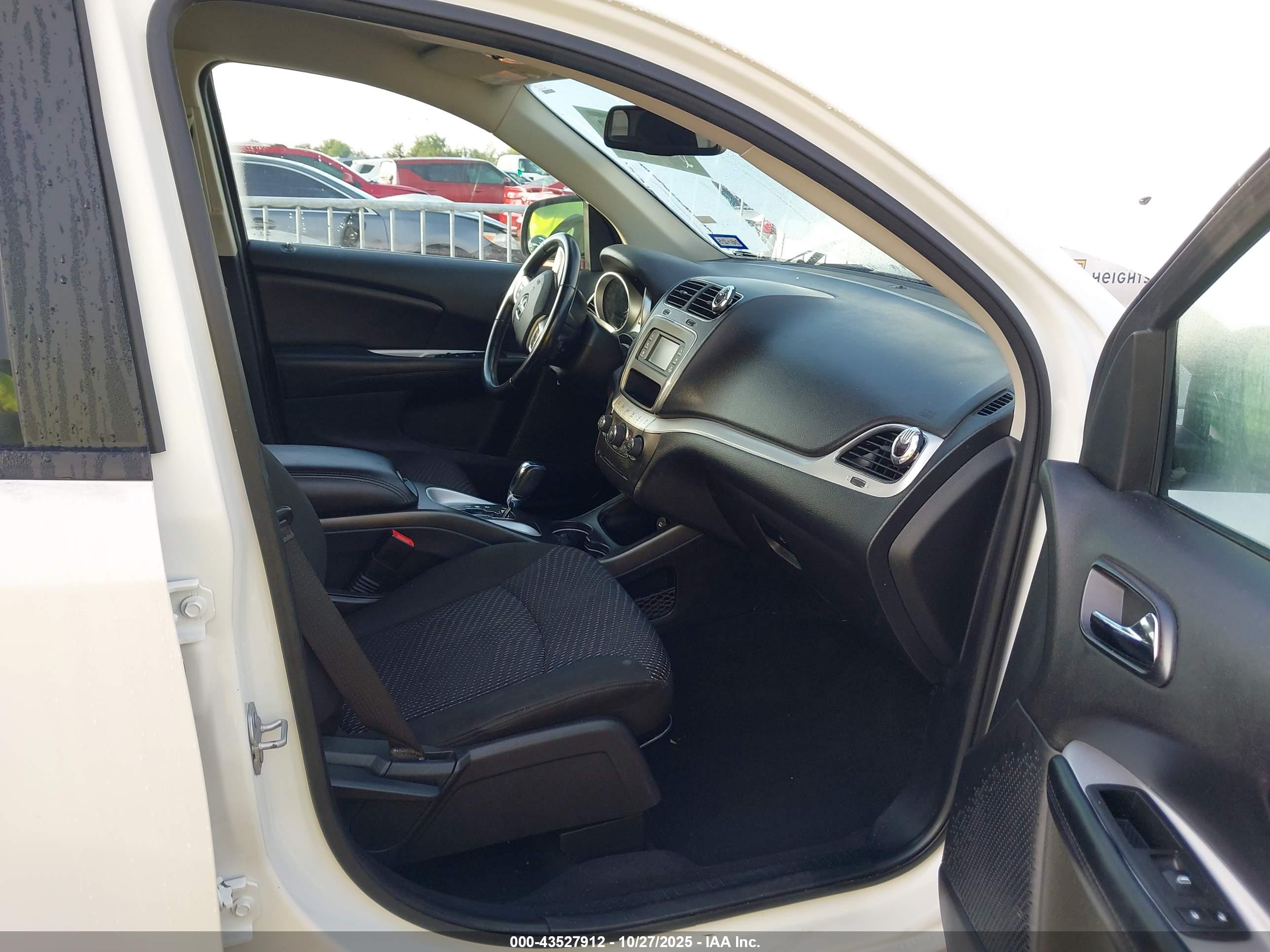 DODGE JOURNEY image 5