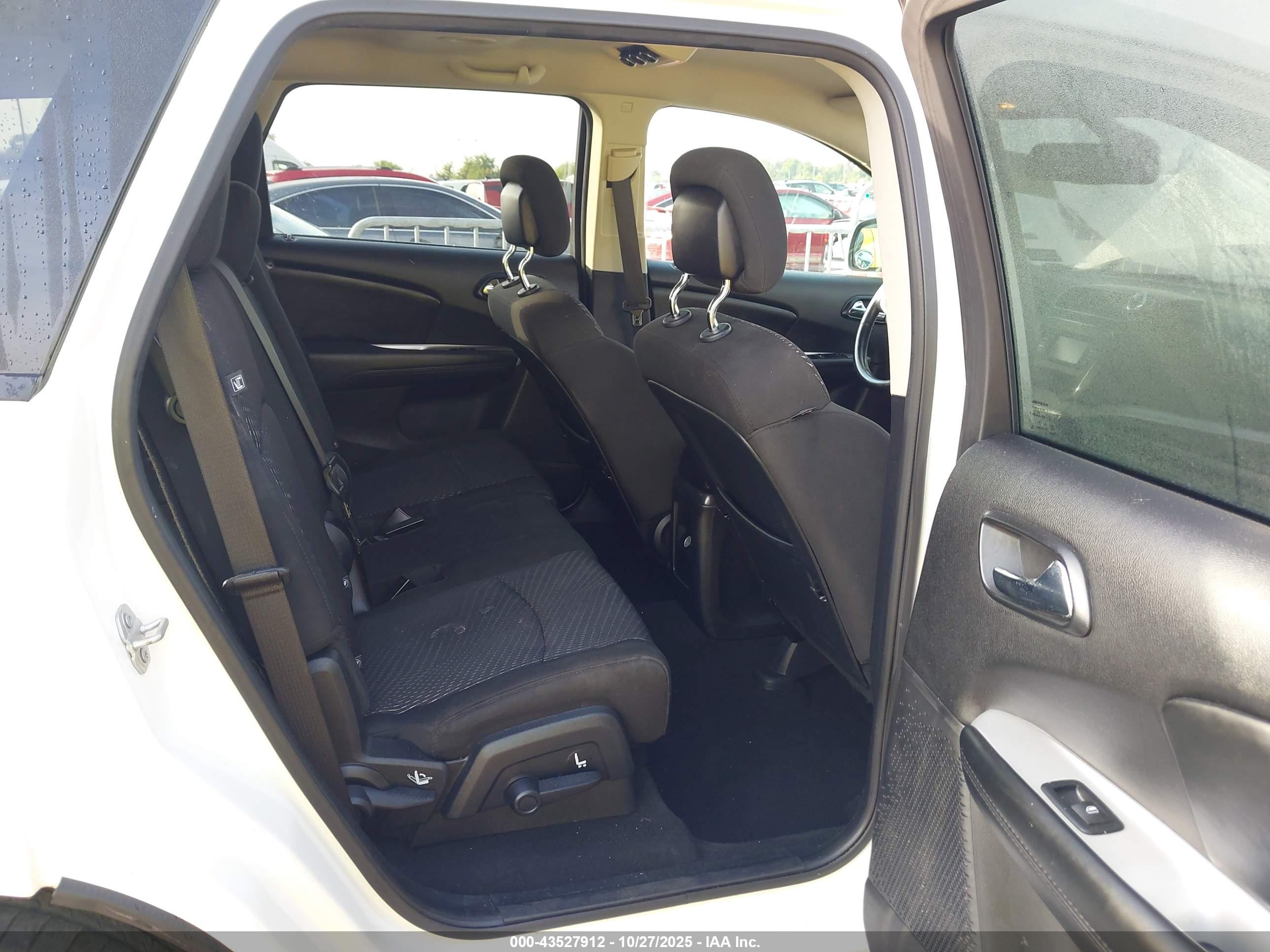 DODGE JOURNEY image 8