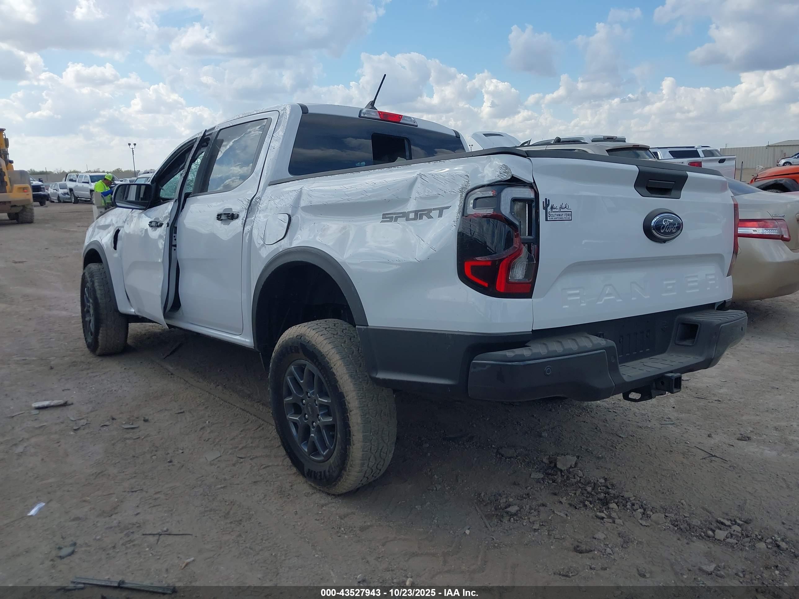 FORD RANGER image 3