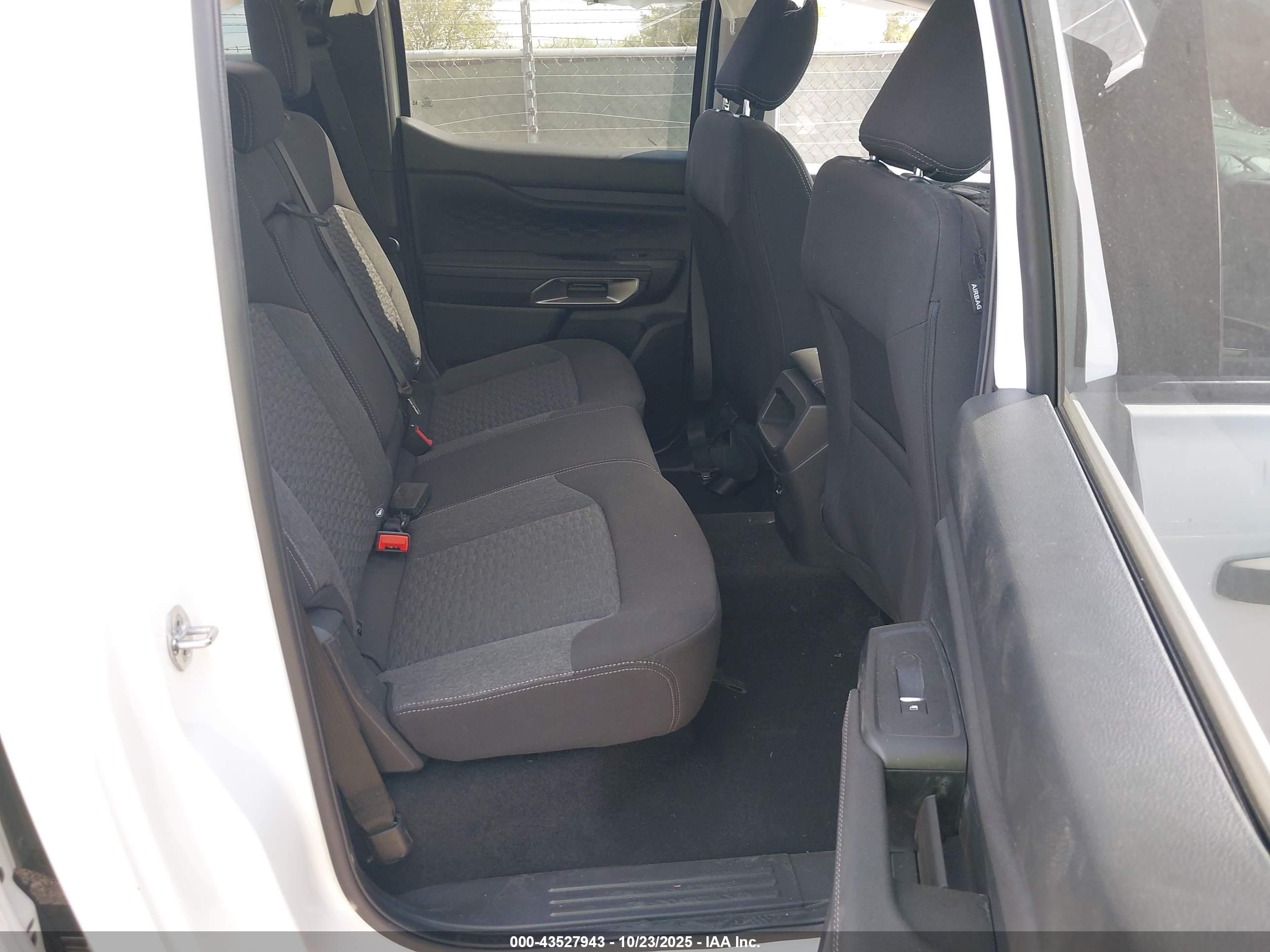 FORD RANGER image 8
