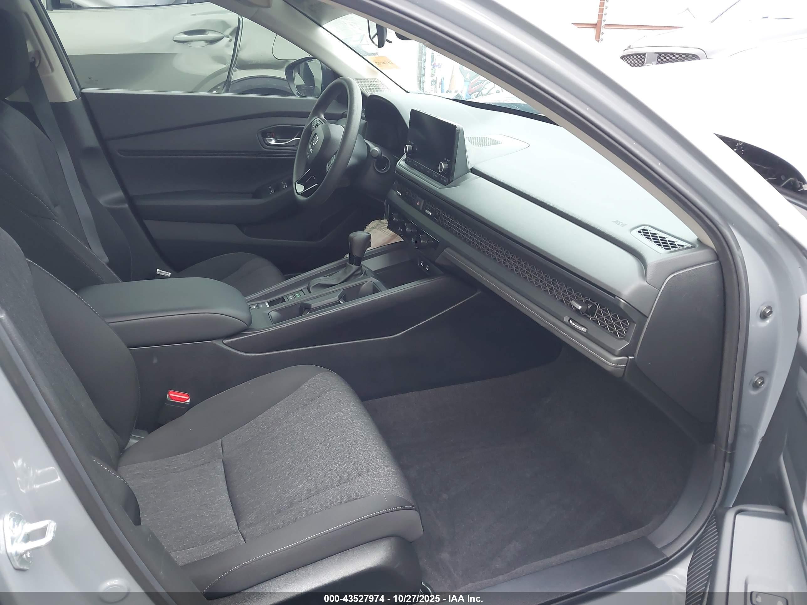 HONDA ACCORD image 5