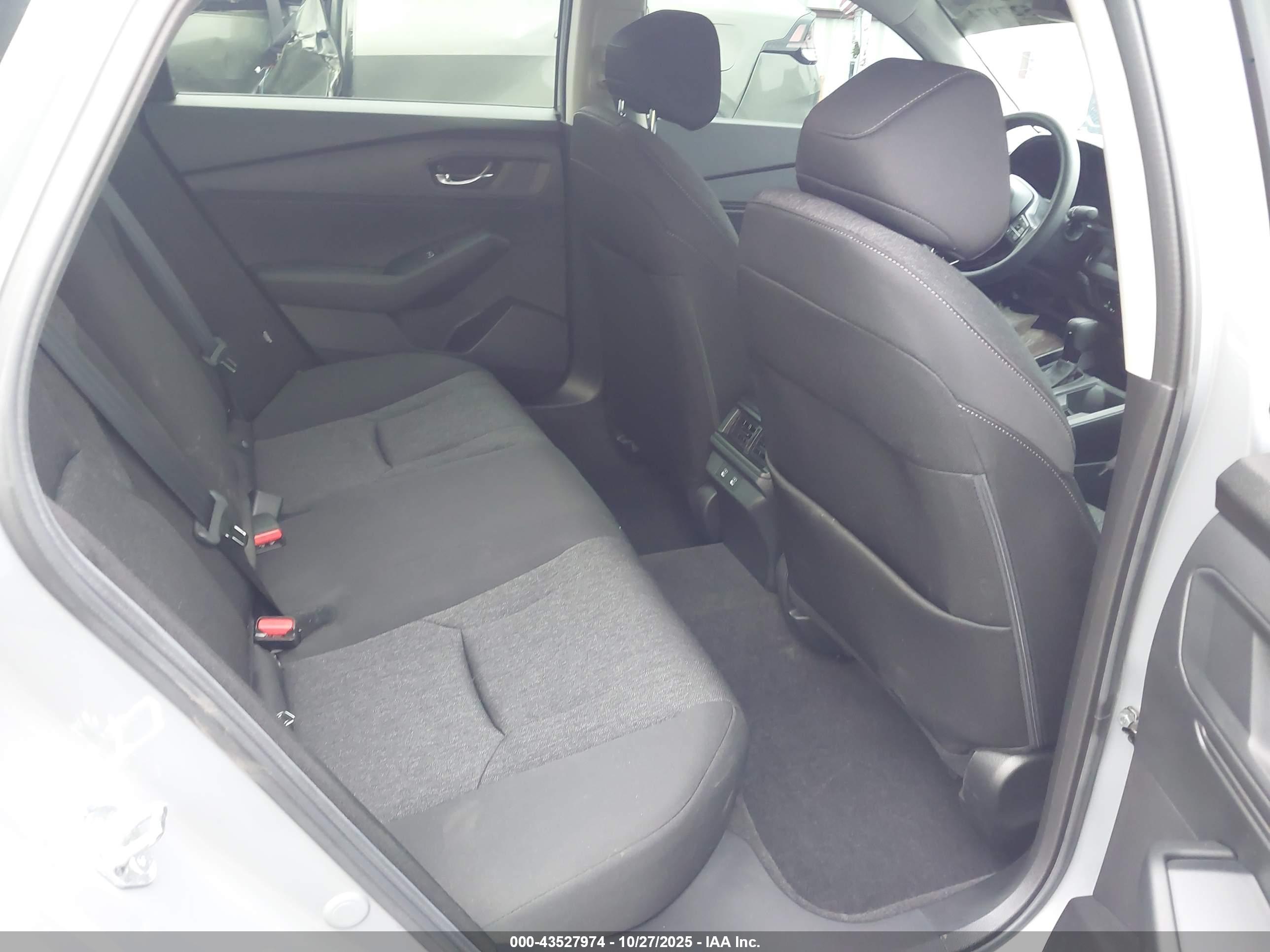 HONDA ACCORD image 8