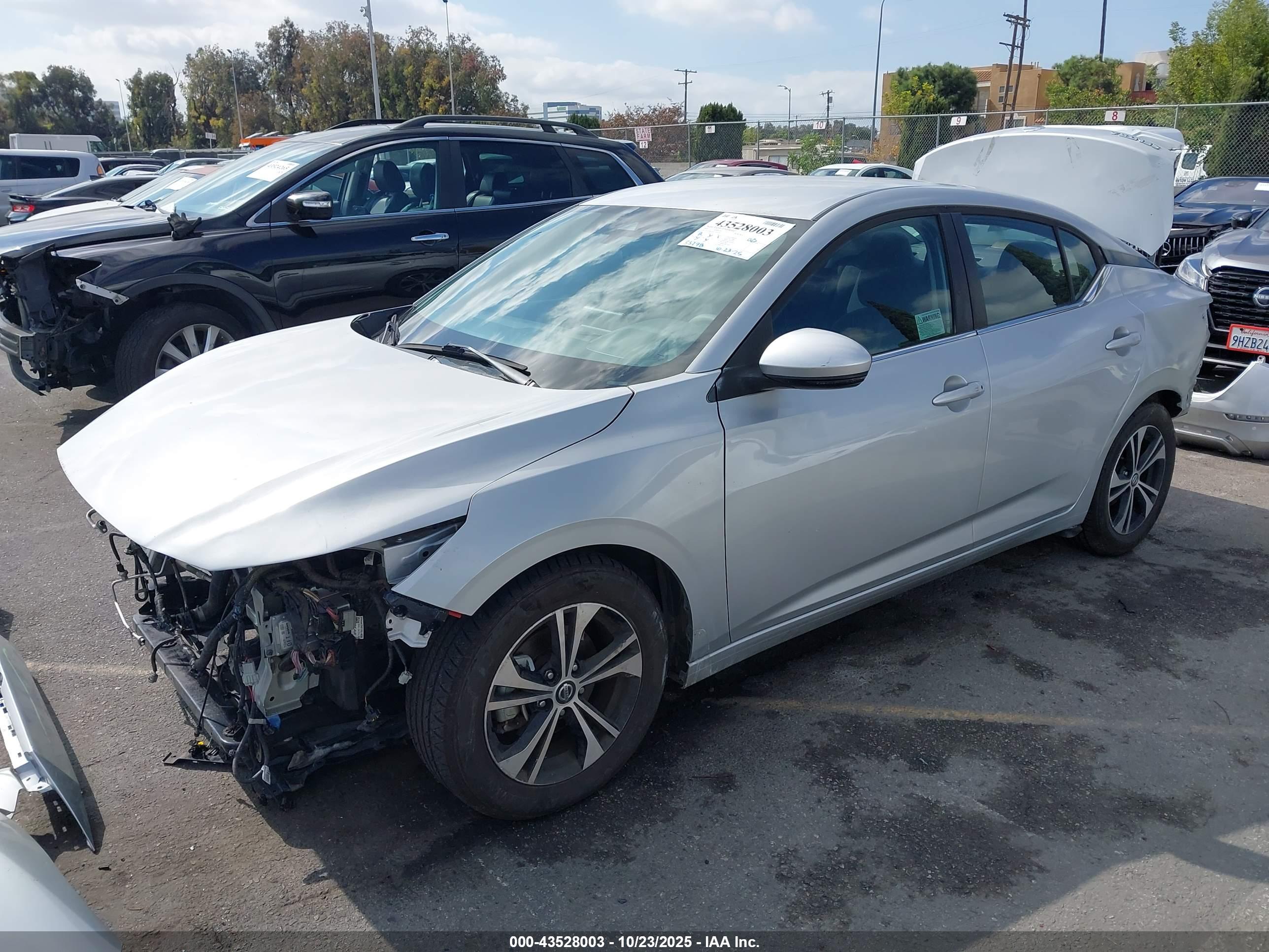 NISSAN SENTRA image 2