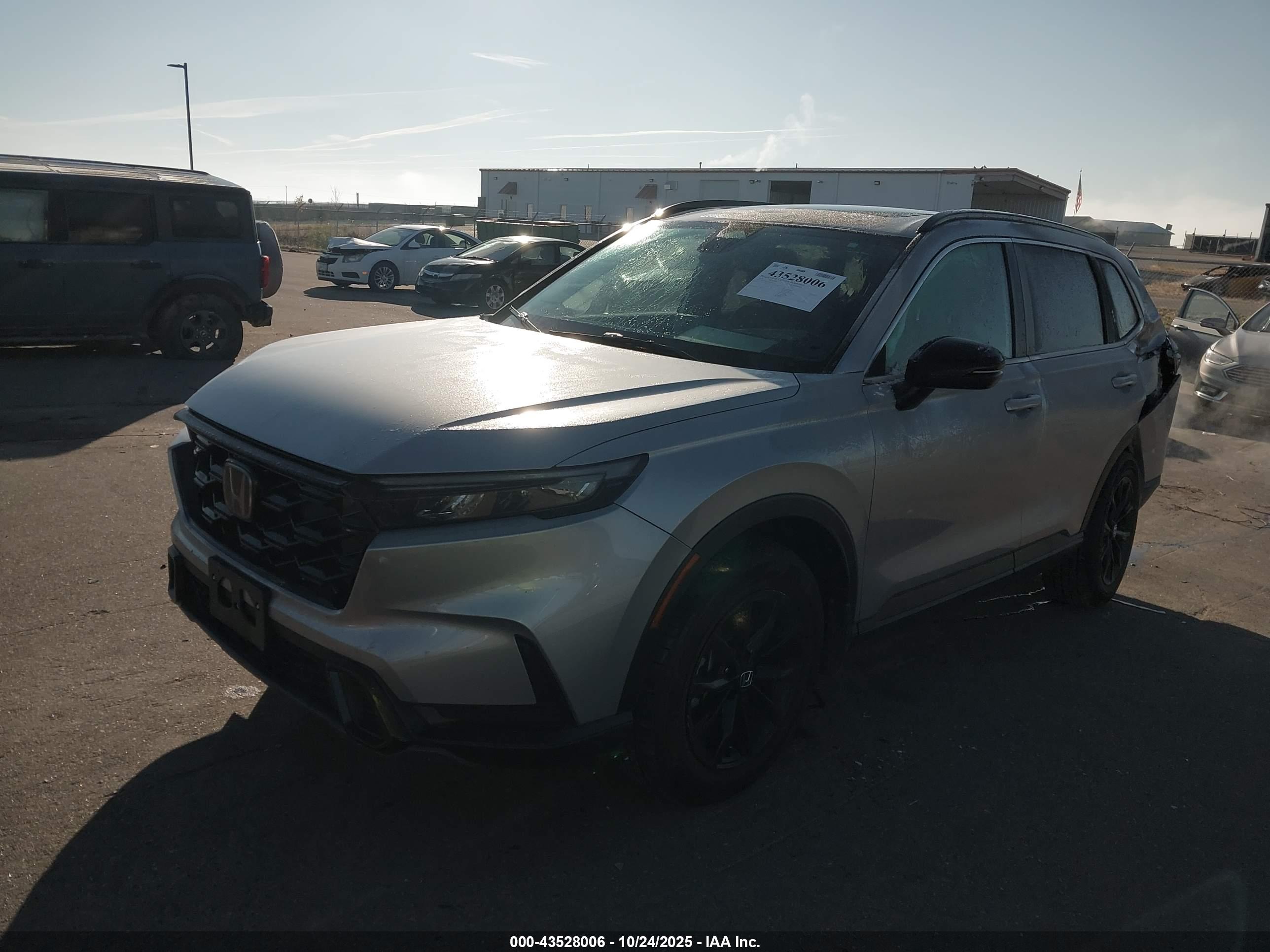 HONDA CR-V image 2