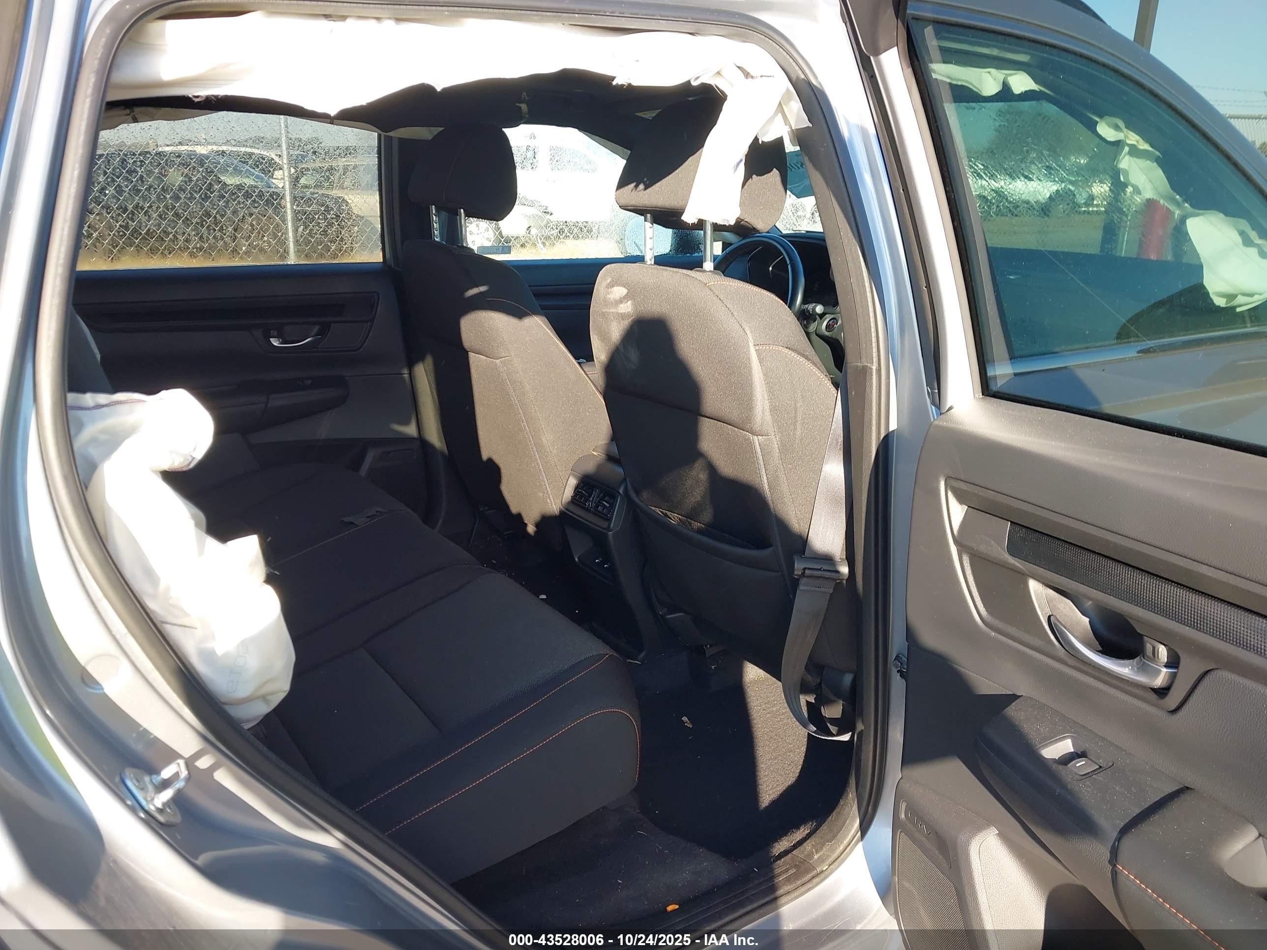 HONDA CR-V image 8