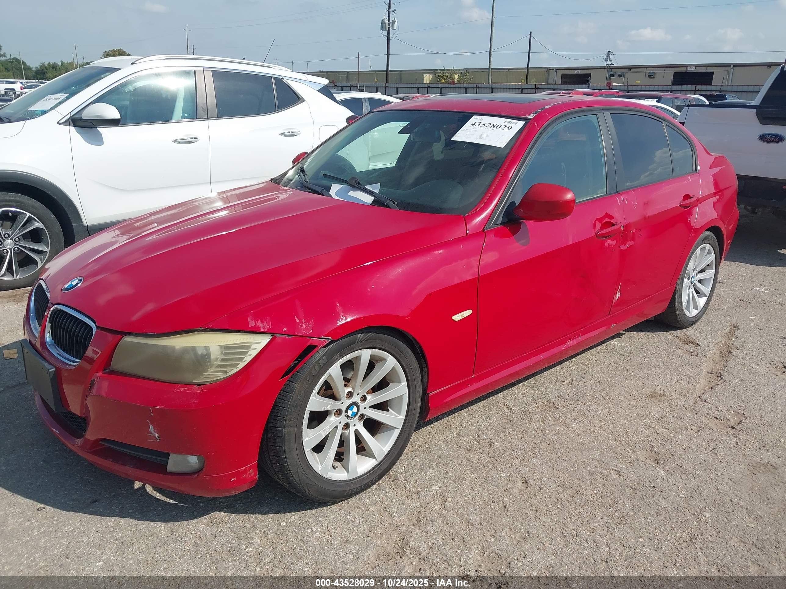BMW 328I image 2