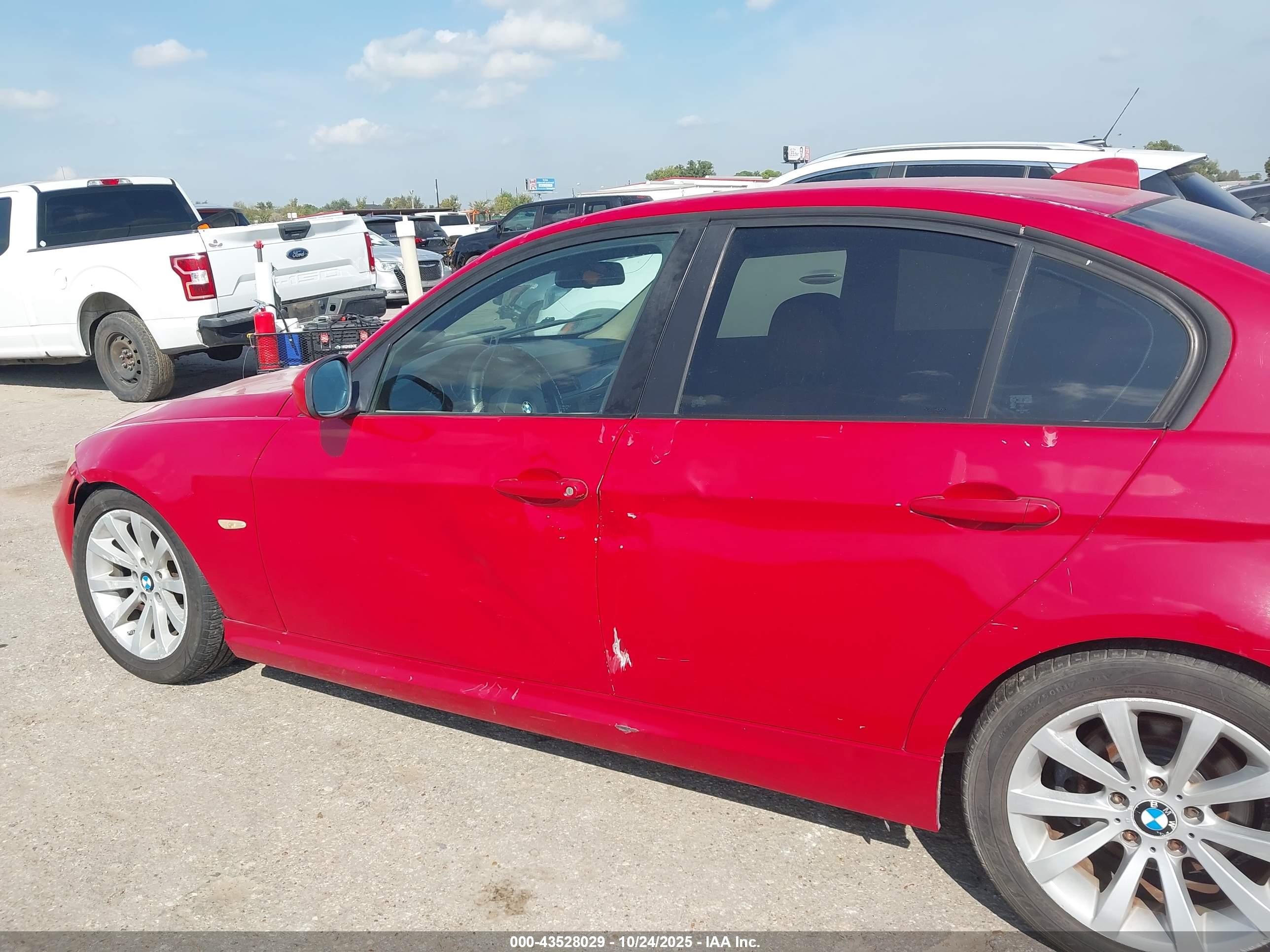 BMW 328I image 6