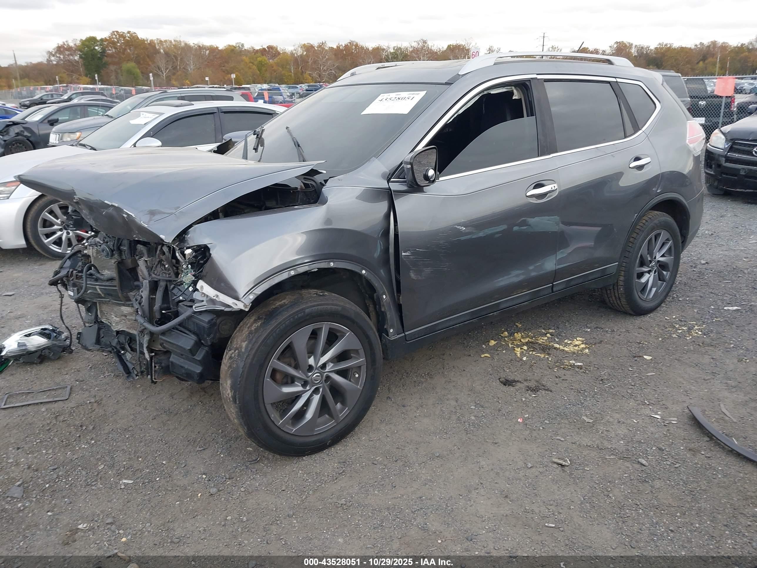 NISSAN ROGUE image 2