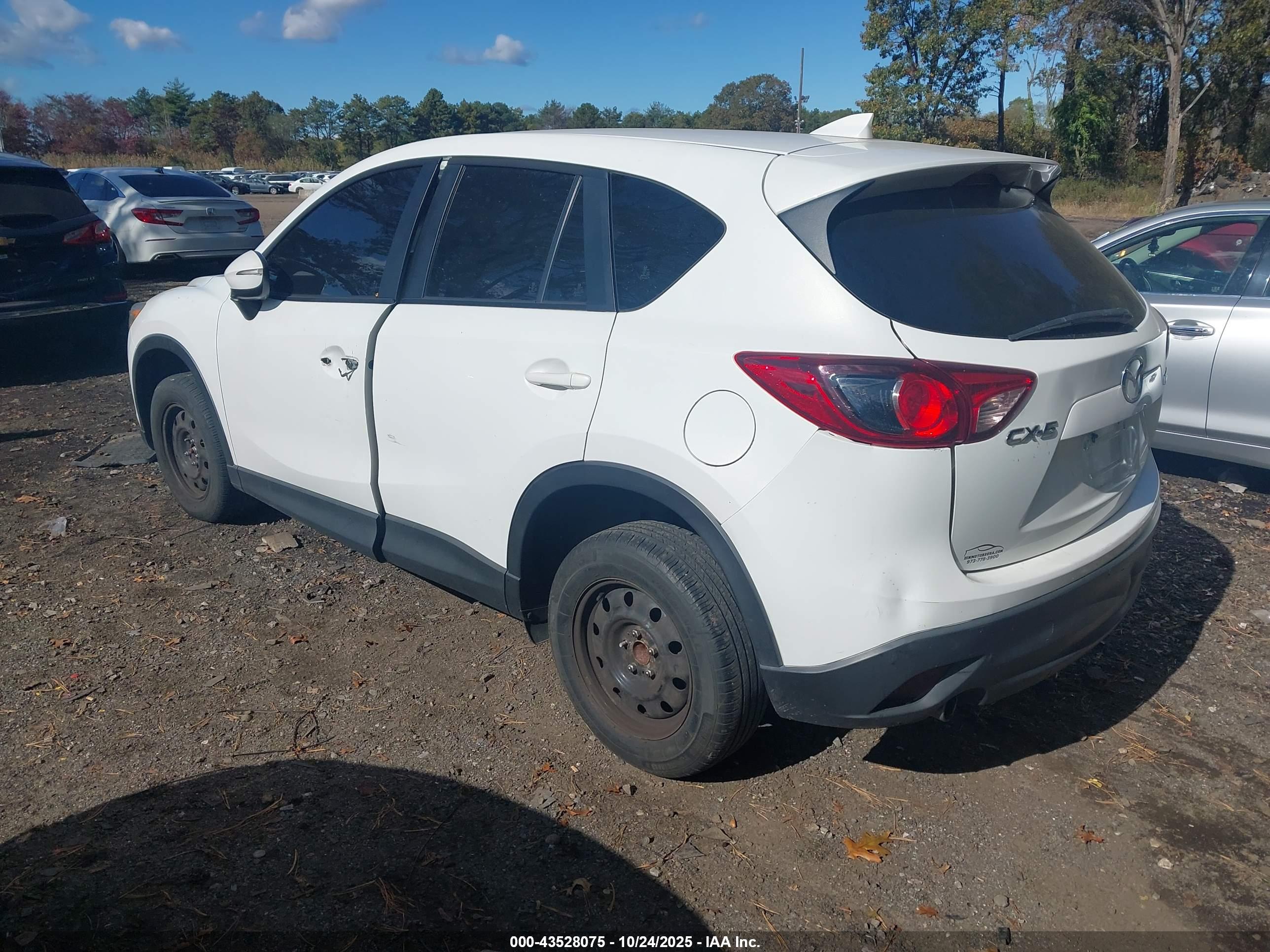 MAZDA CX-5 image 3