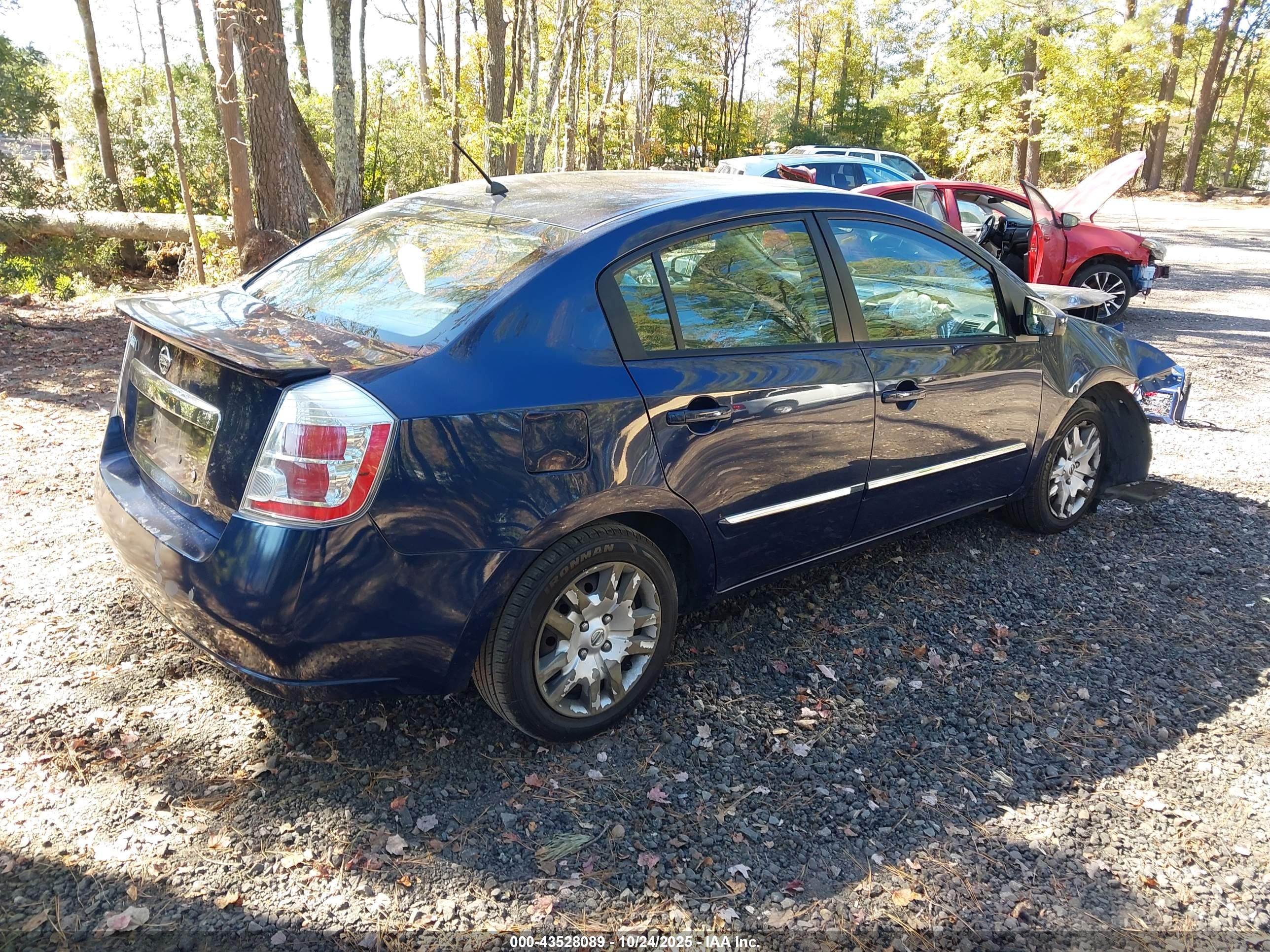 NISSAN SENTRA image 4