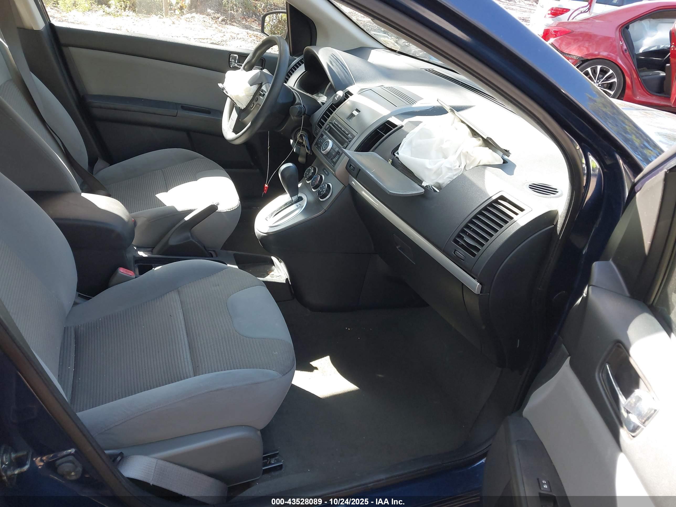 NISSAN SENTRA image 5